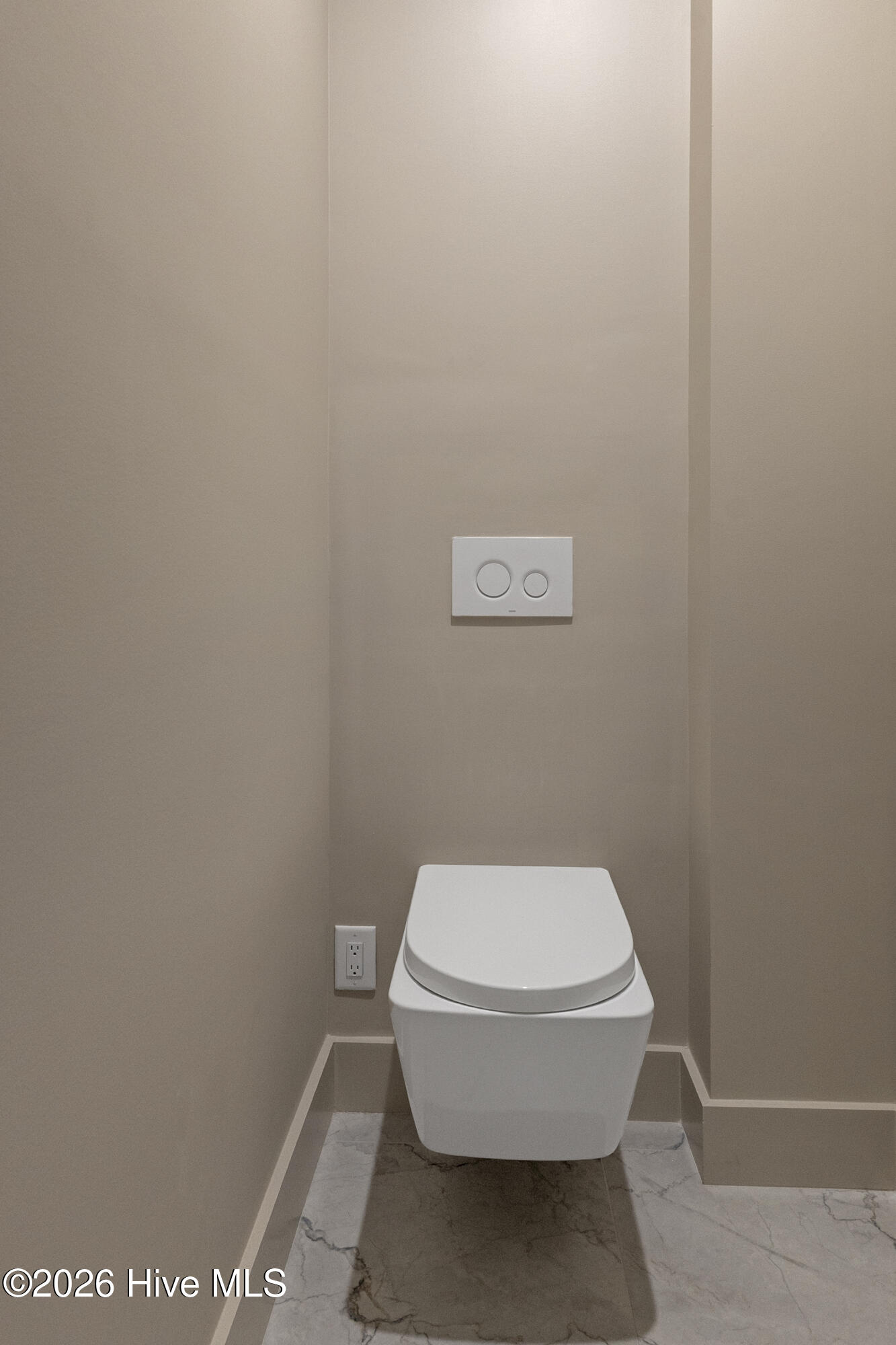 100551953 | Photo 55