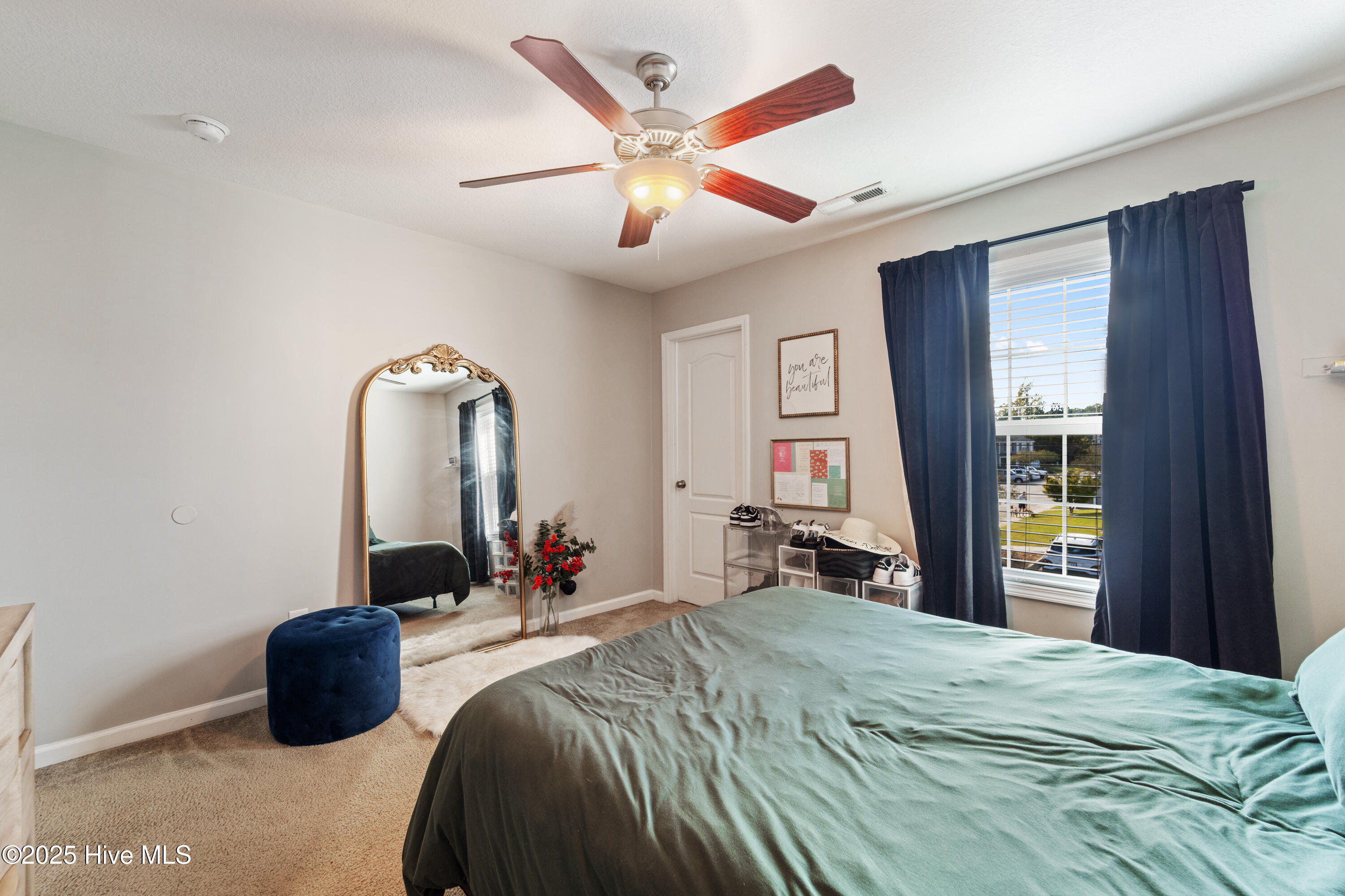 100539318 | Photo 20