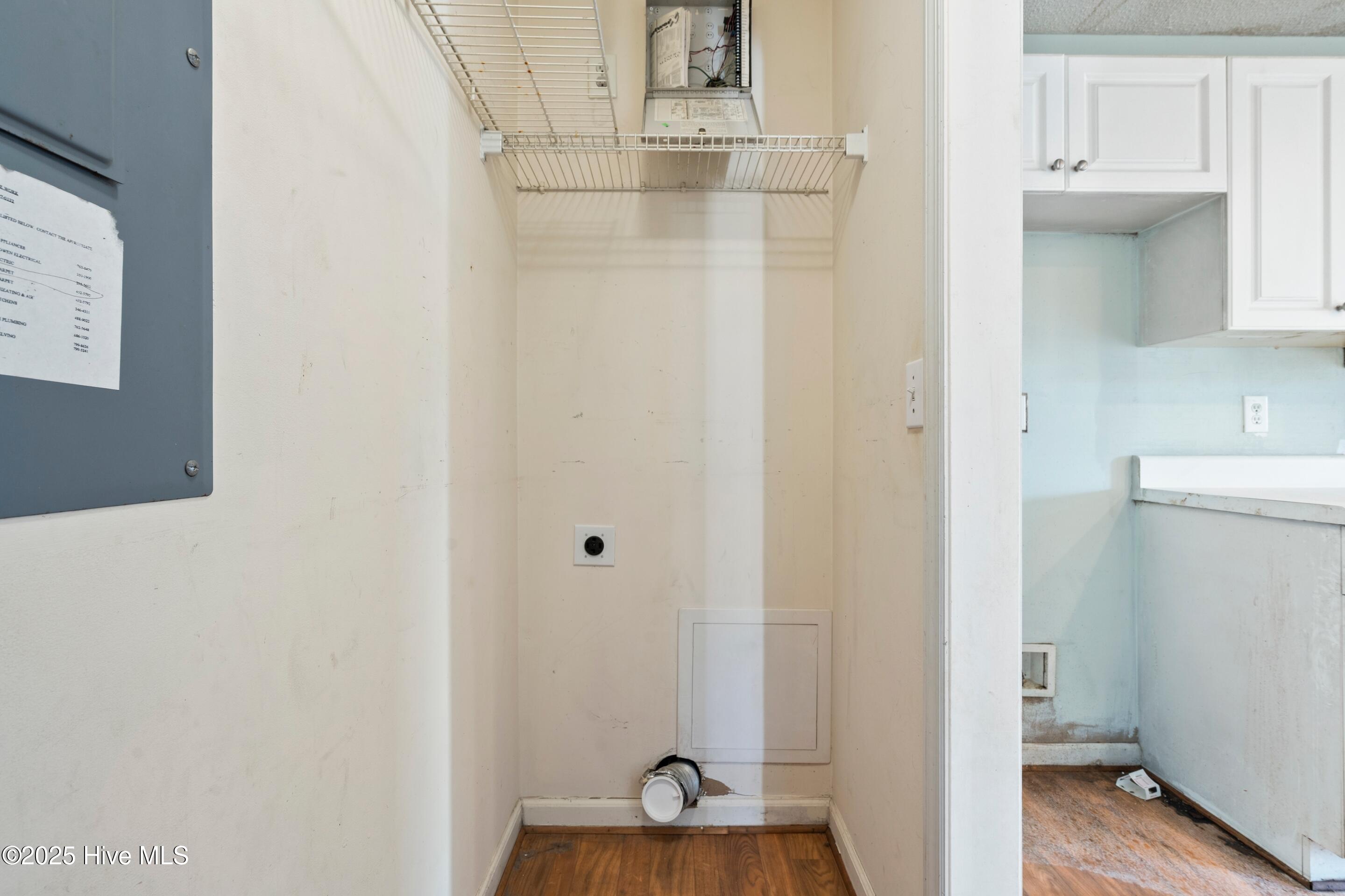 100545961 | Photo 32