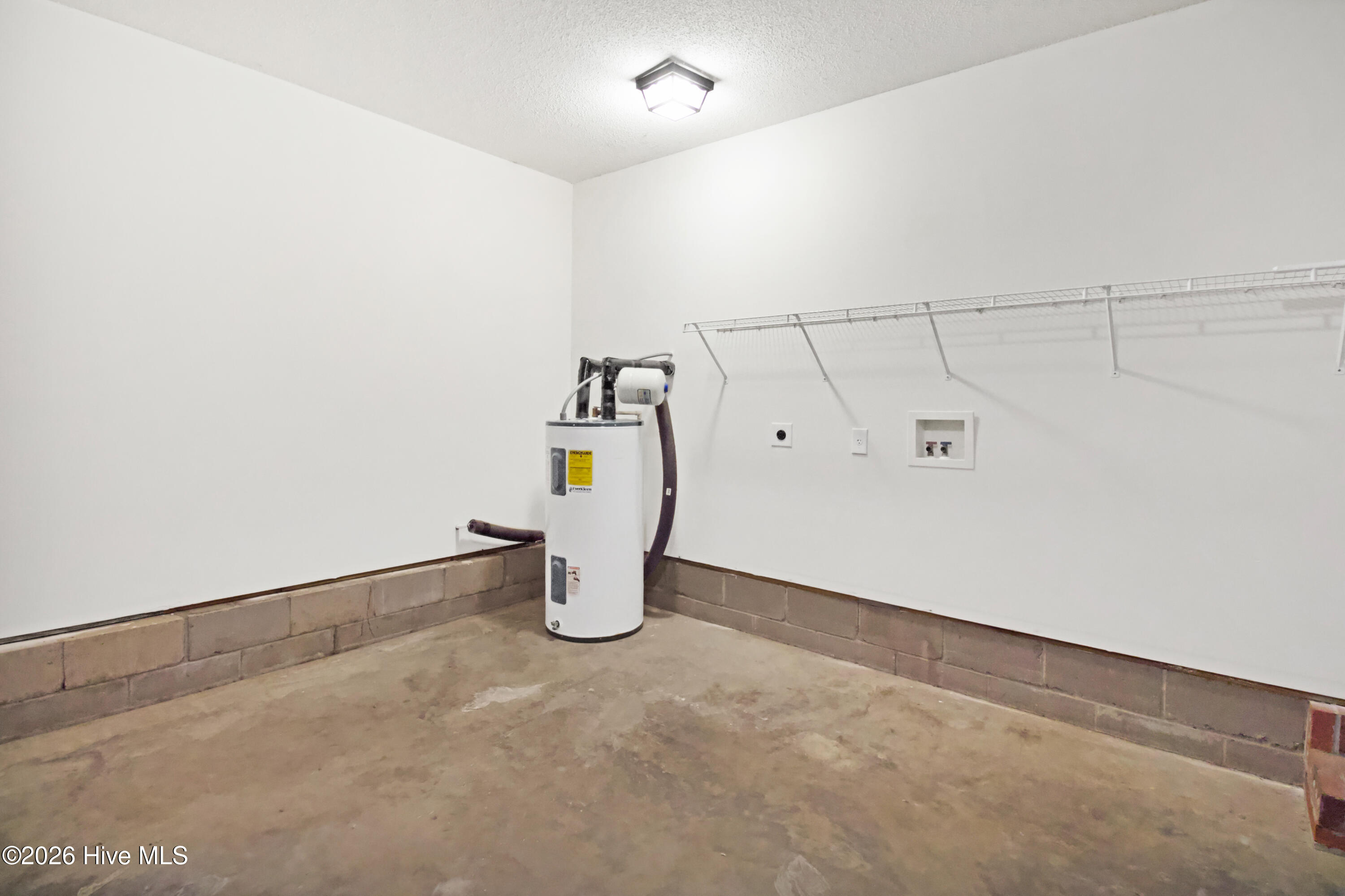 100556649 | Photo 26