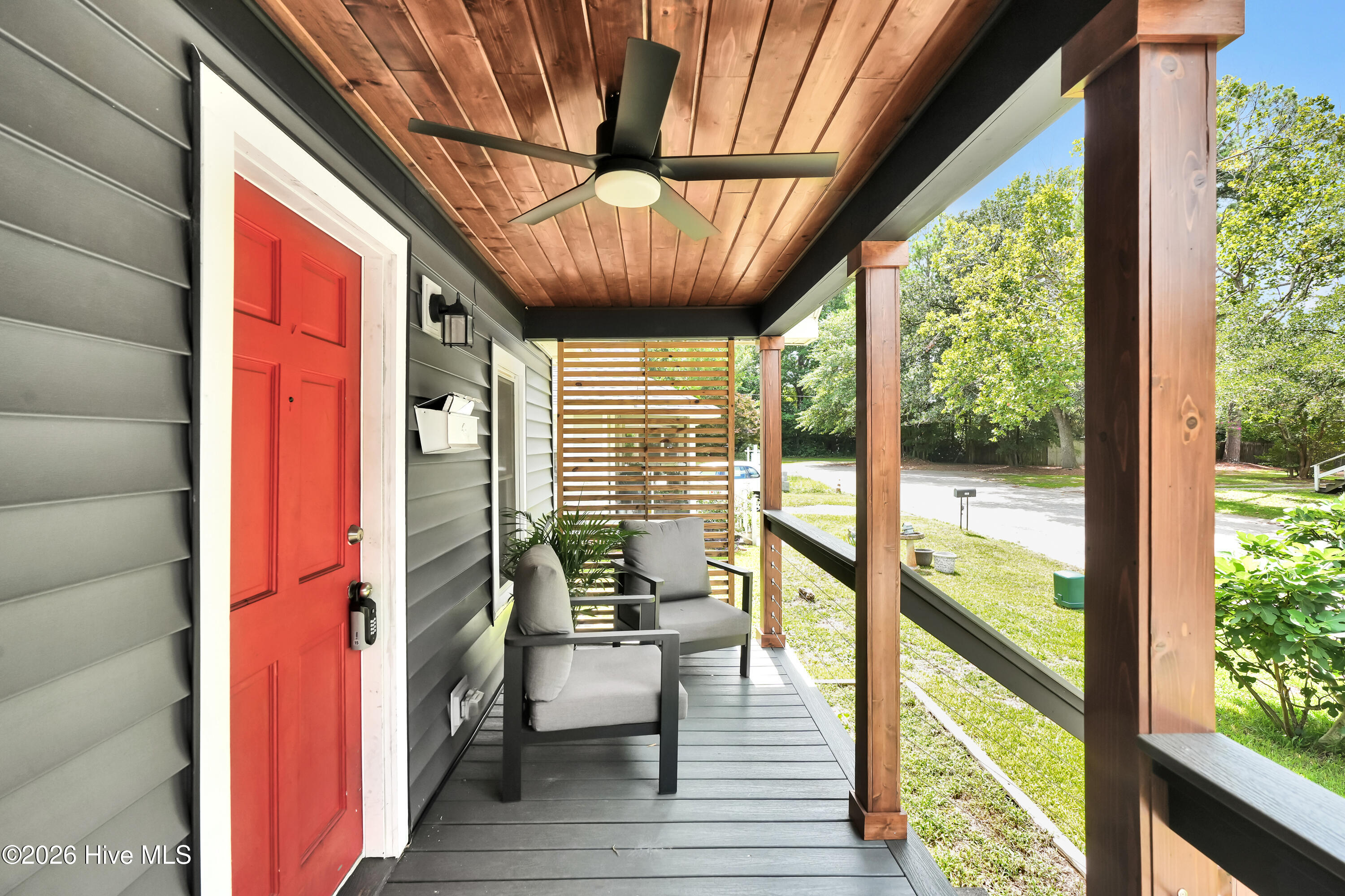 Photo 3 of Single family home for sale at 1209 Spofford Cir, Wilmington, NC 28403 | MLS# 100608304 | Listing updated on 2026-10-05