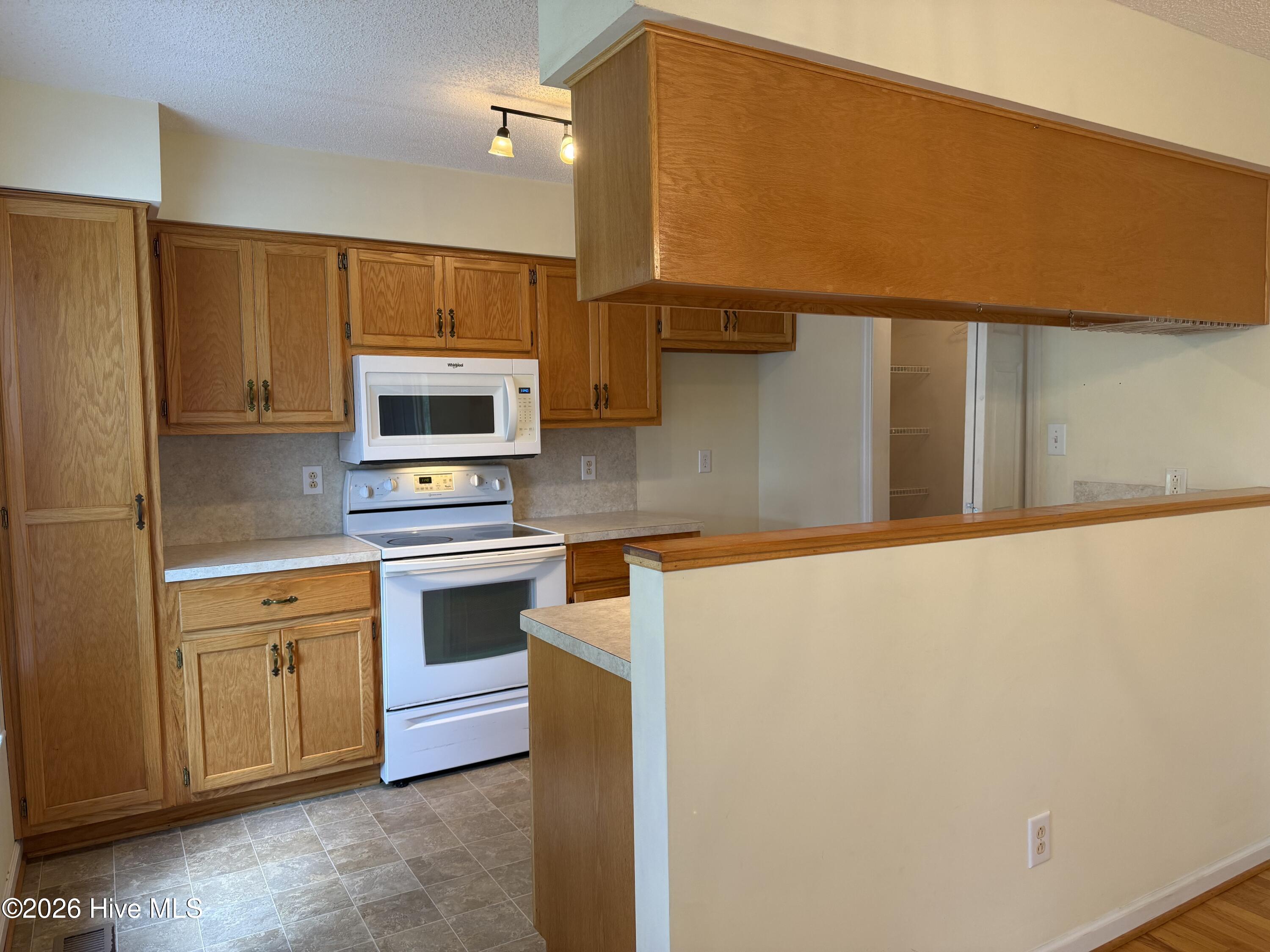 564 Alligator Loop Road,Merritt