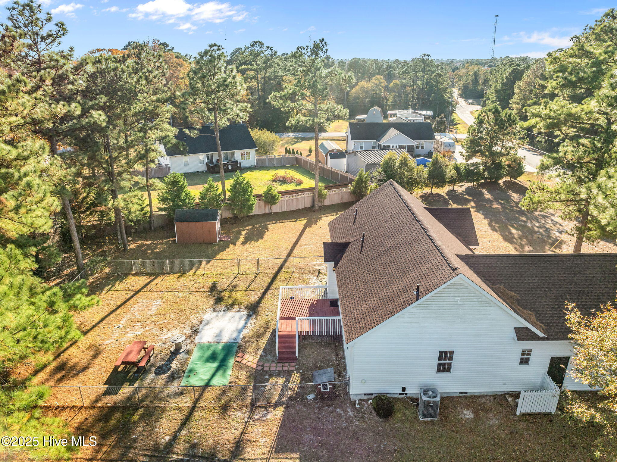 100542743 | Photo 52