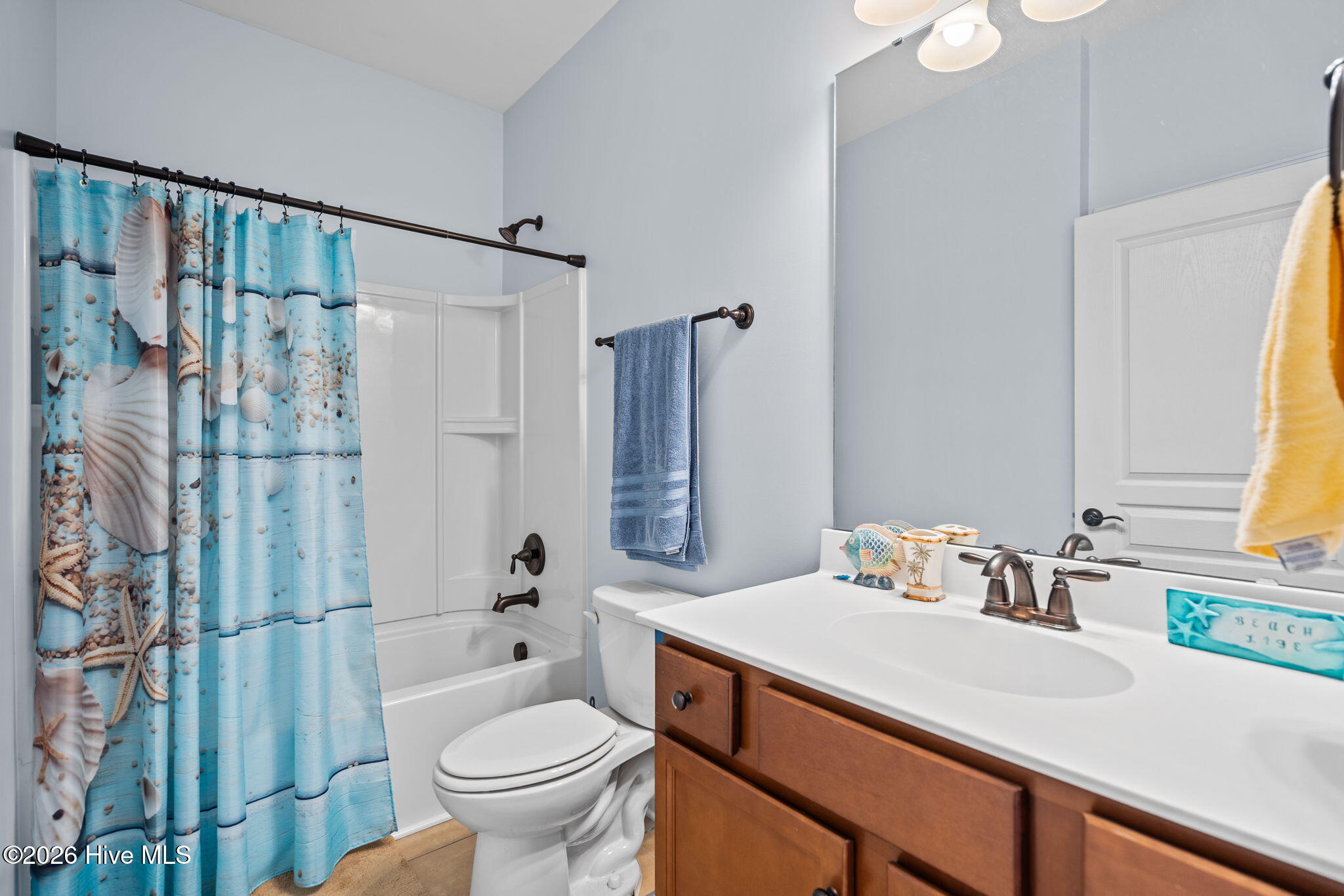 100562471 | Photo 11