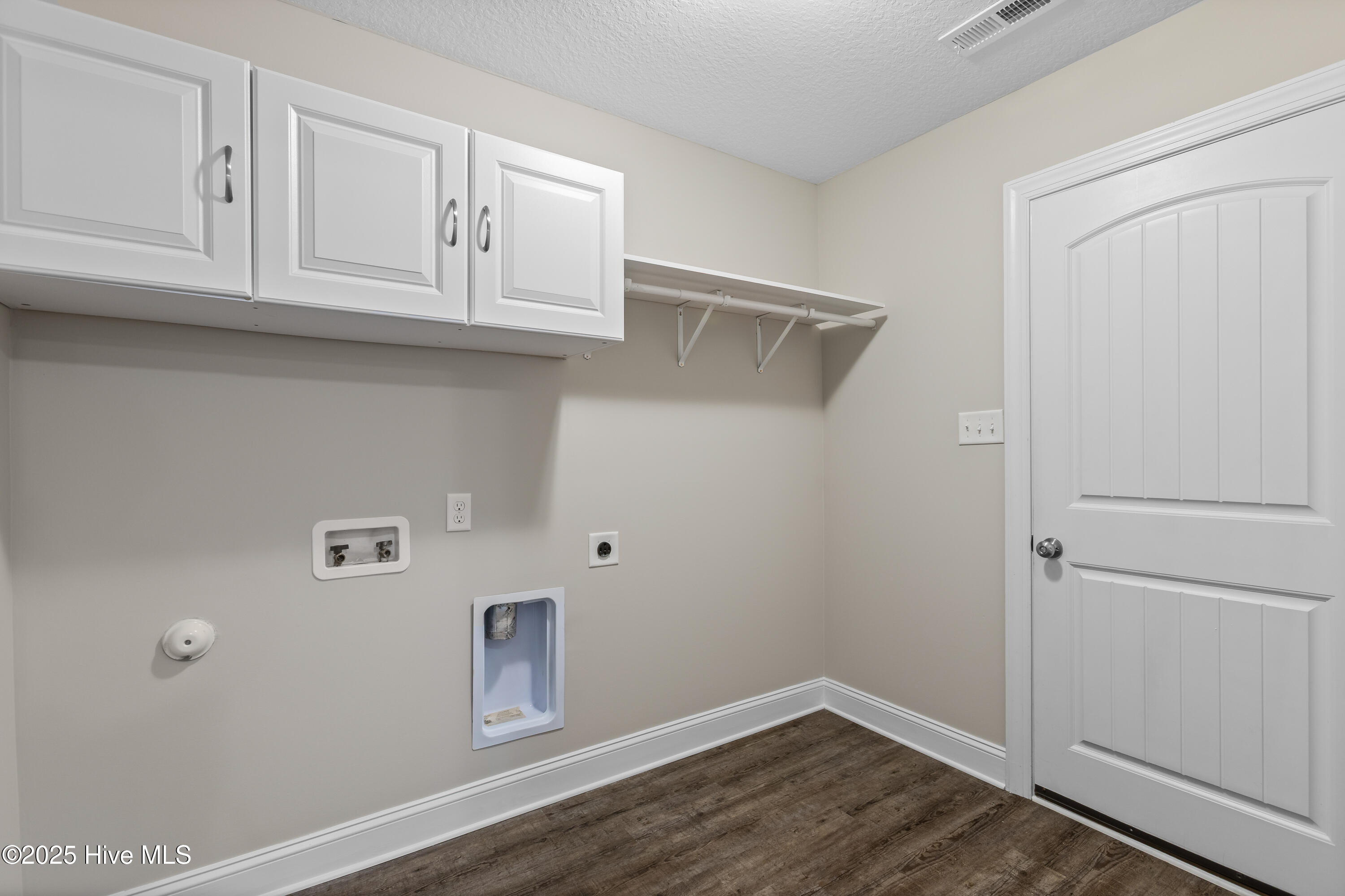 100541822 | Photo 29