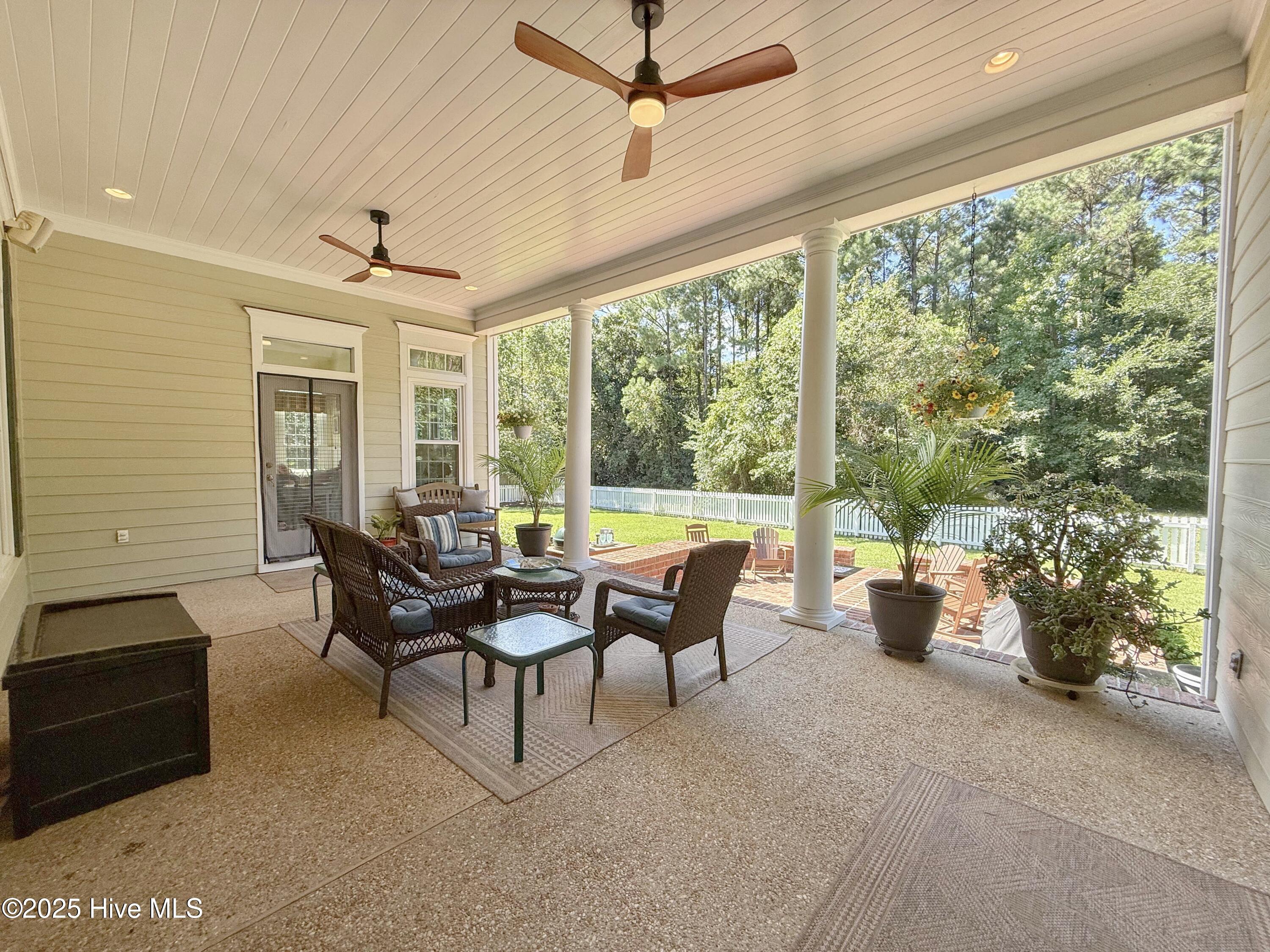 100530340 | Photo 88