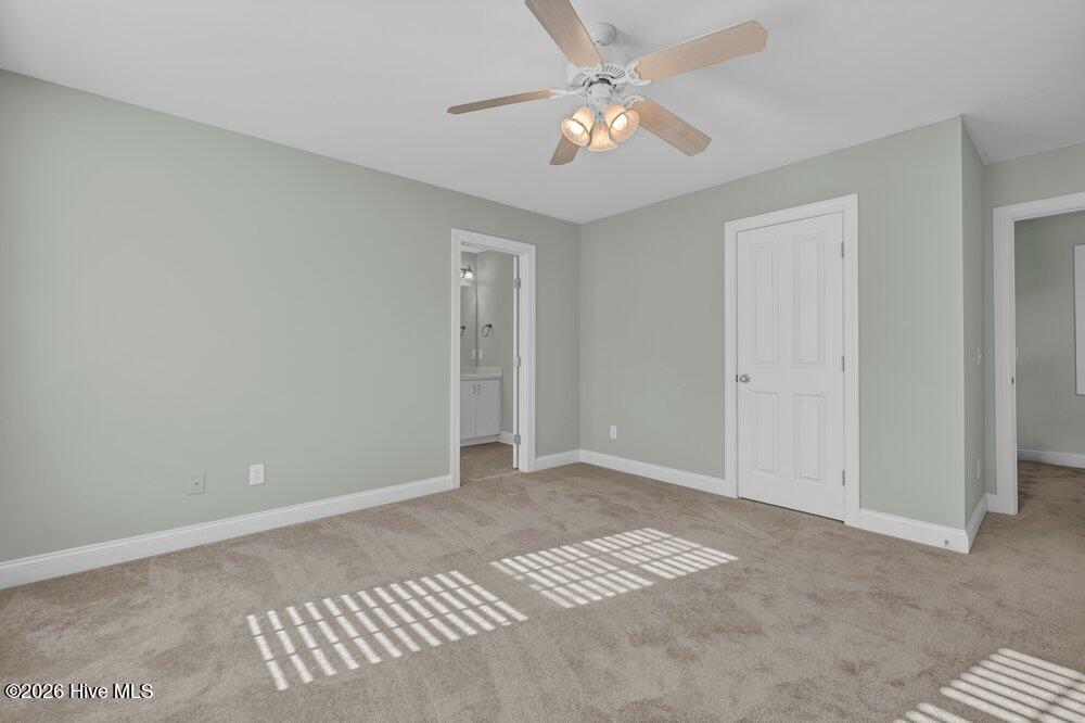 100552840 | Photo 19