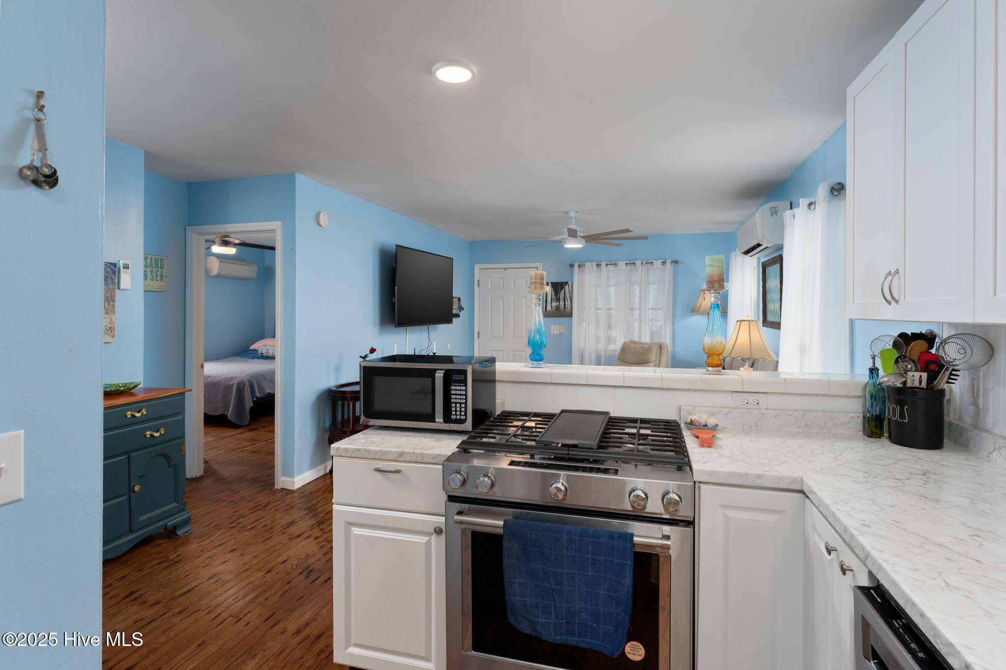 100534181 | Photo 10