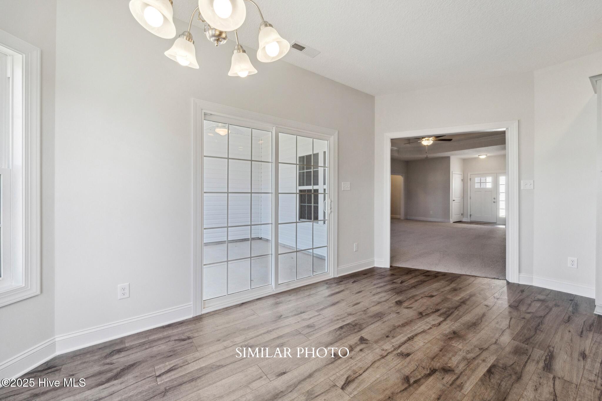 205 Windsor Run Boulevard, Jacksonville, NC 28546 – photo 10: SIMILAR PHOTO 12 (5)