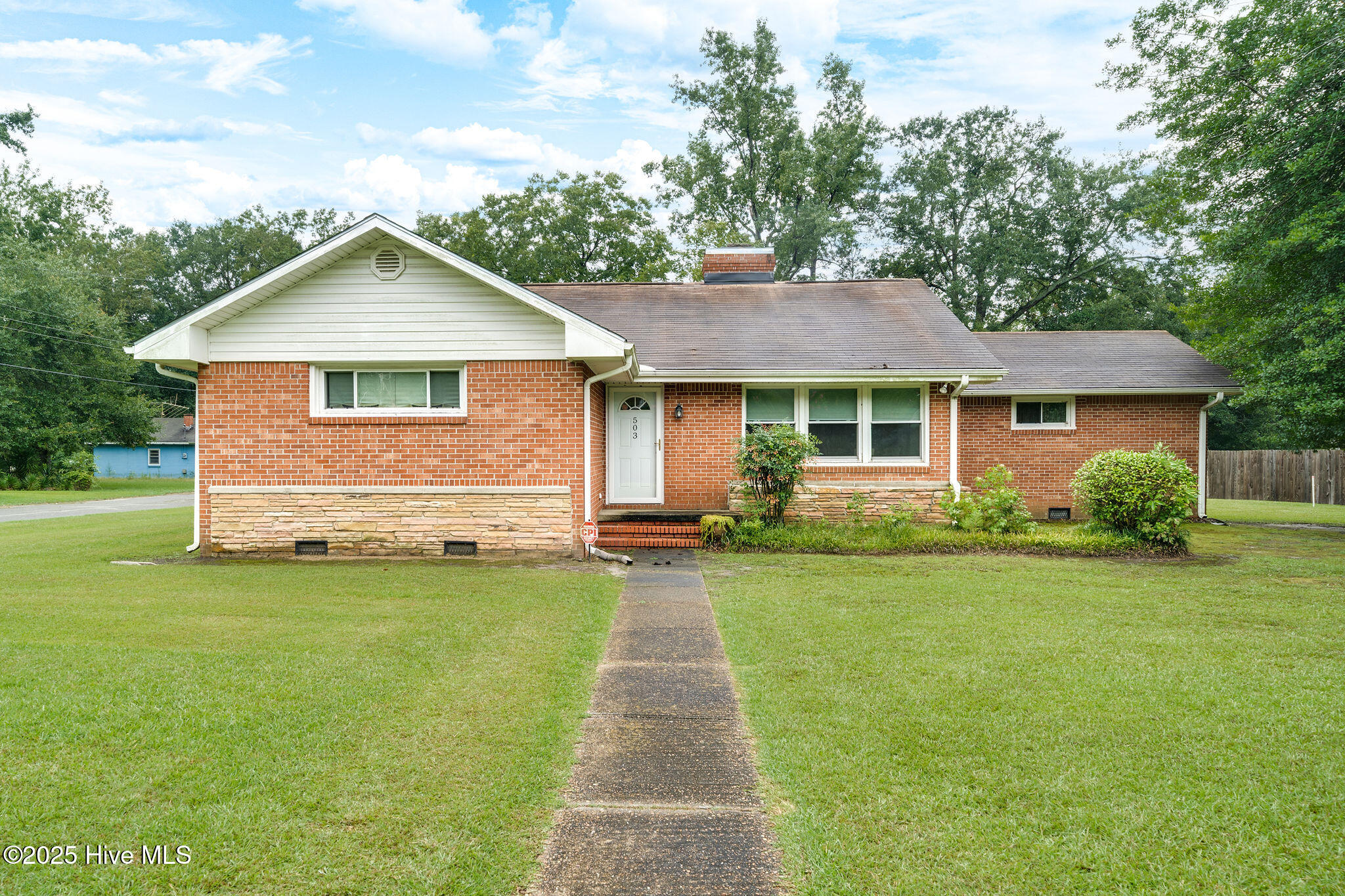 Homes for sale in Warsaw, NC | 503 W Bay St, Warsaw, NC 28398 | MLS# 100524731