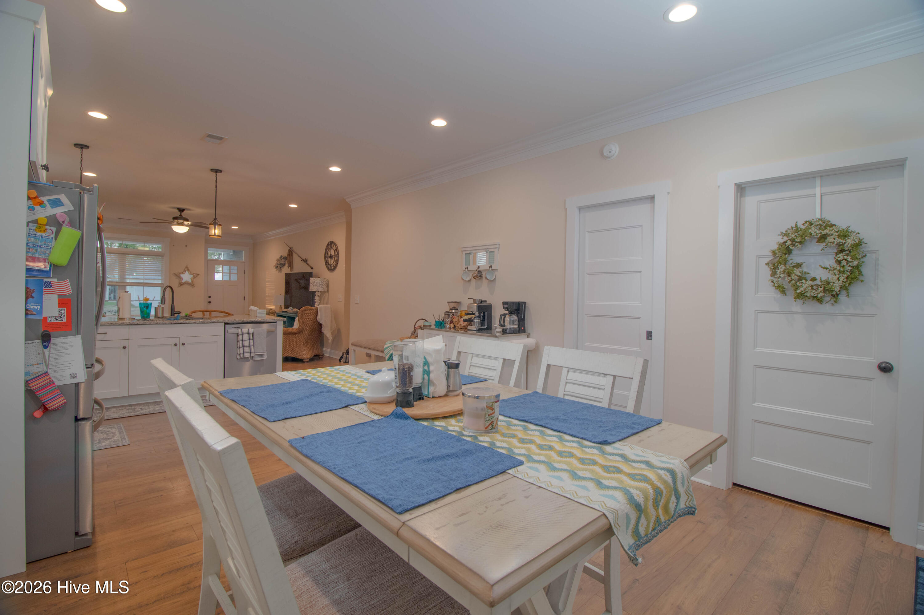 100570051 | Photo 20