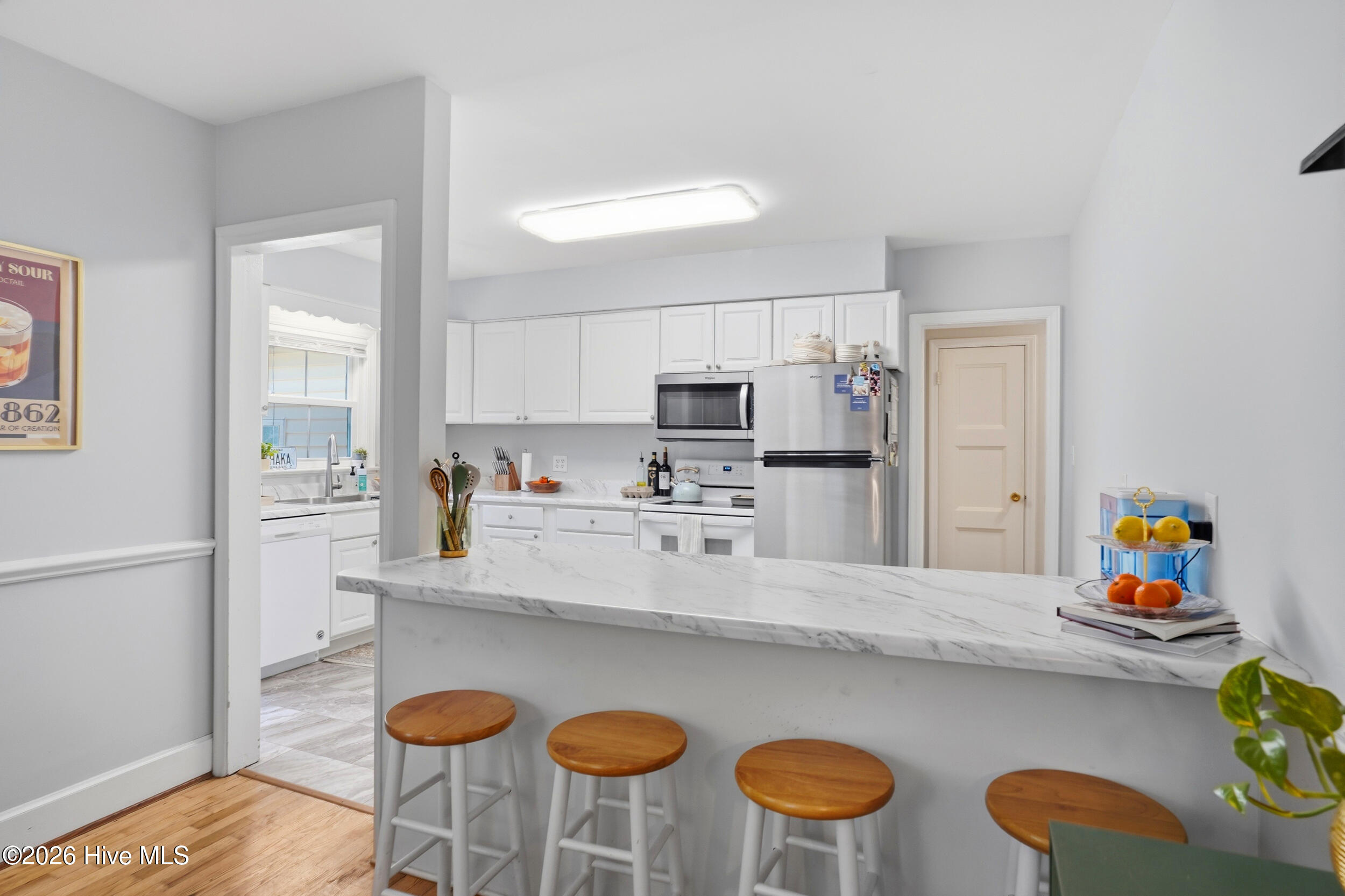 100566091 | Photo 14