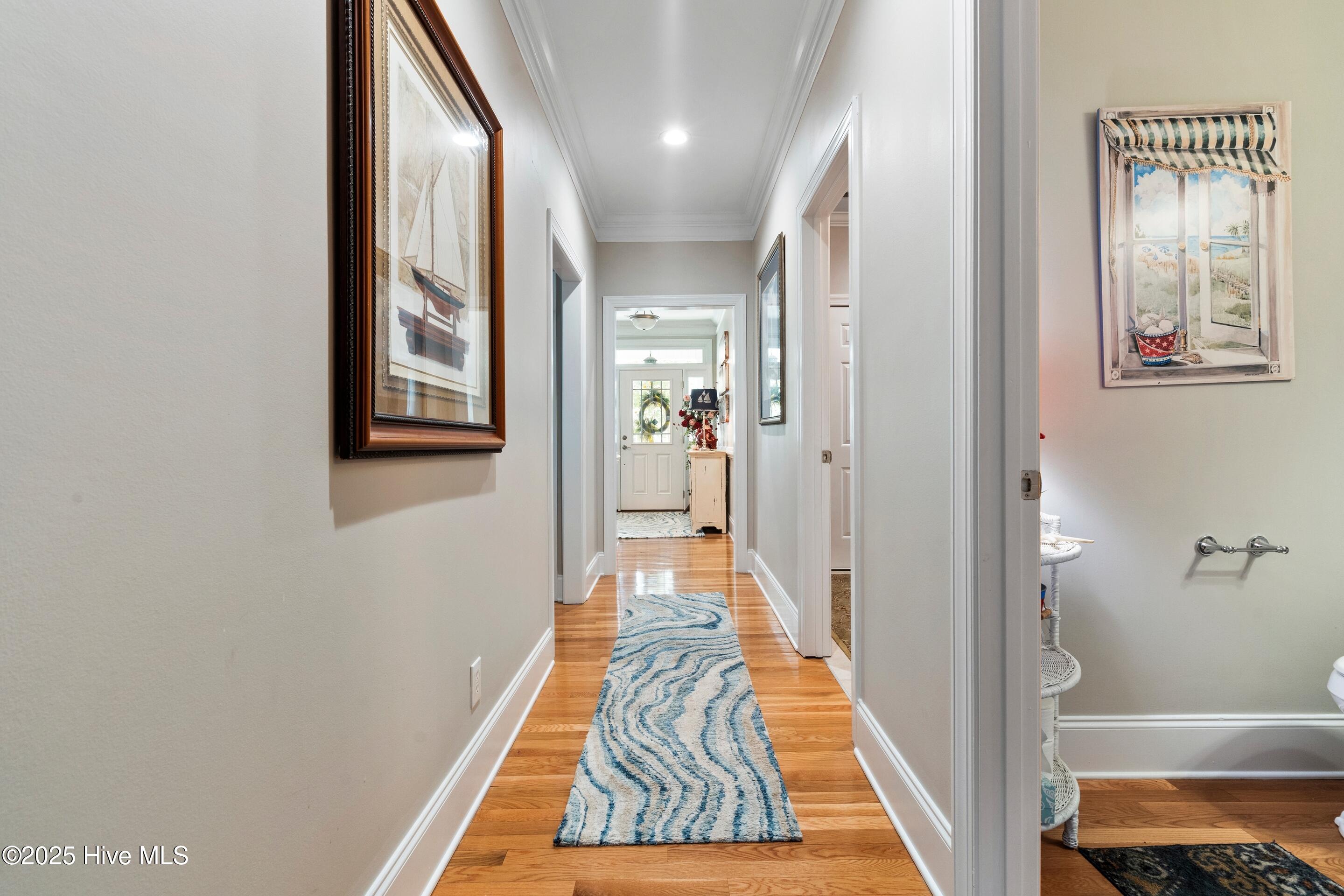 100525982 | Photo 14