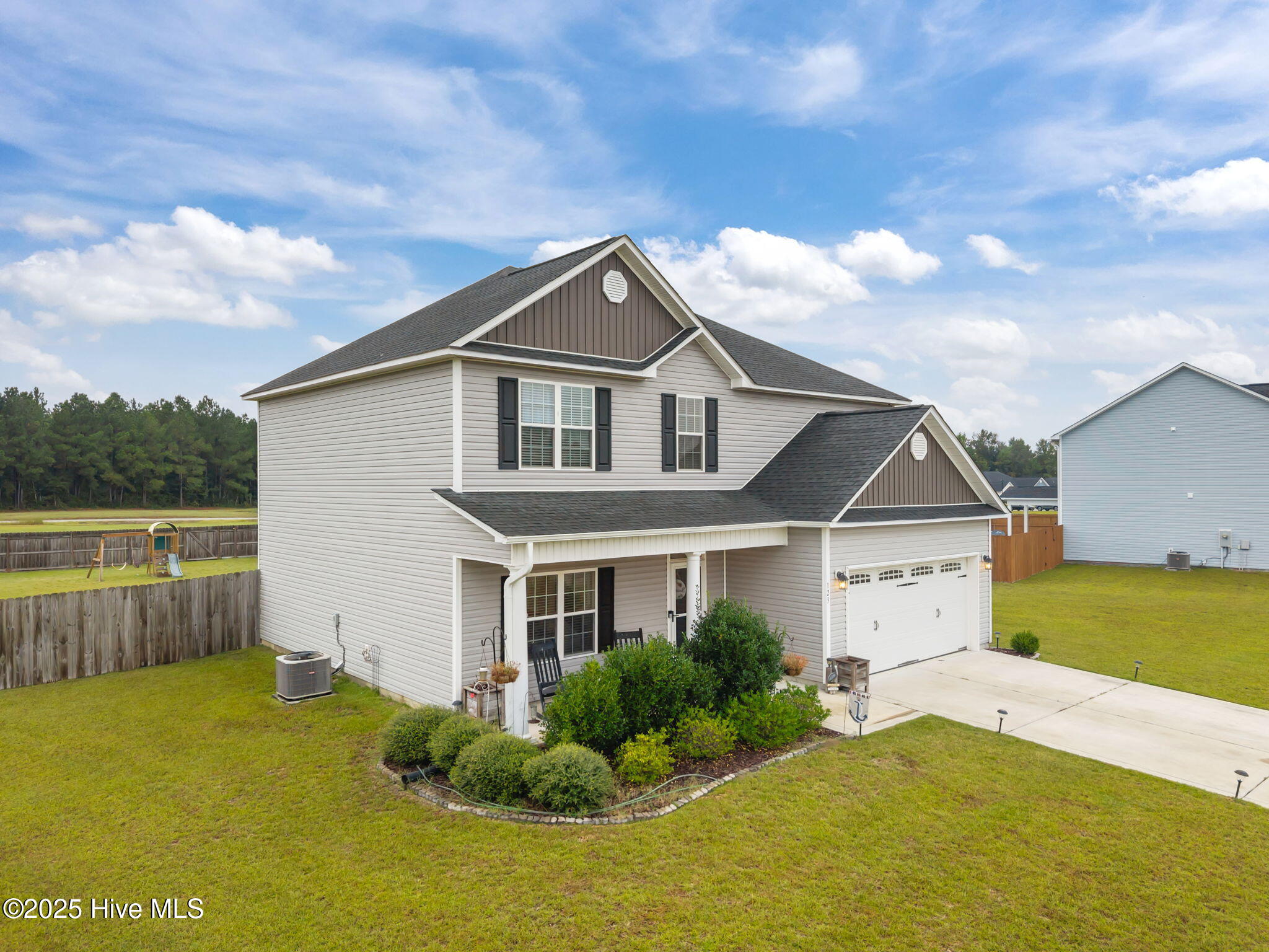 123 Village Creek Drive,Maysville