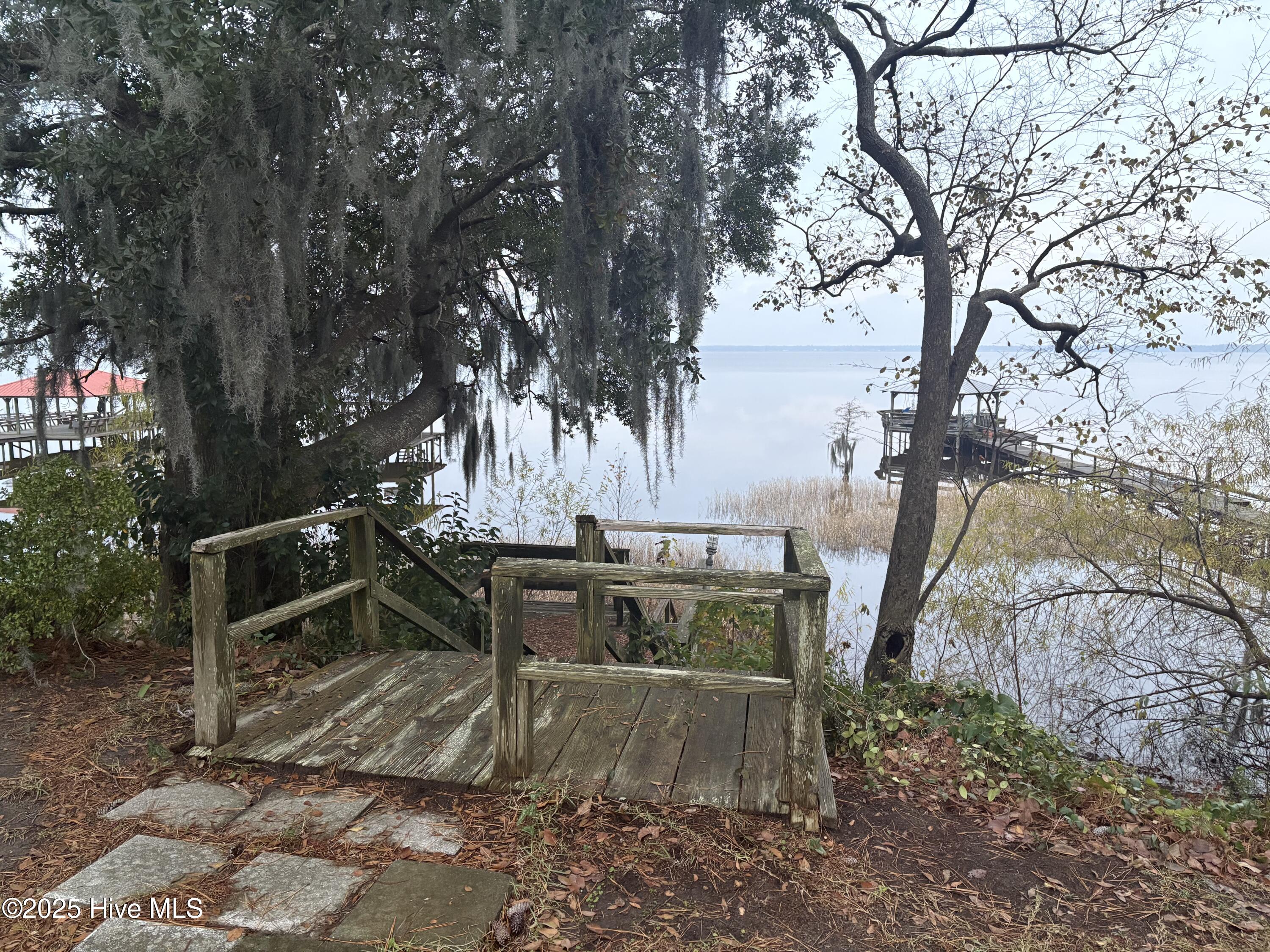 100544908 | Photo 17