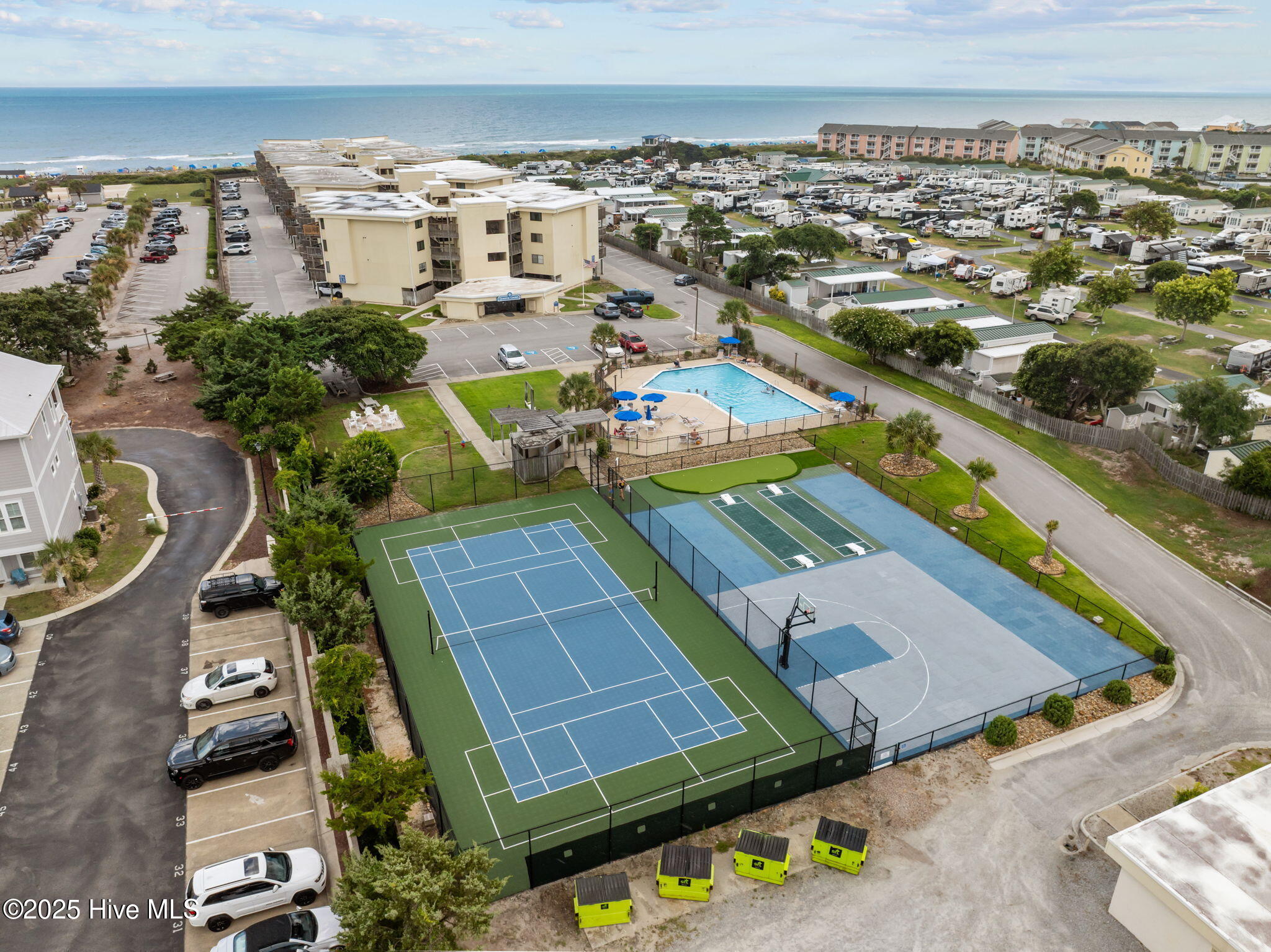 100546073 | Photo 47