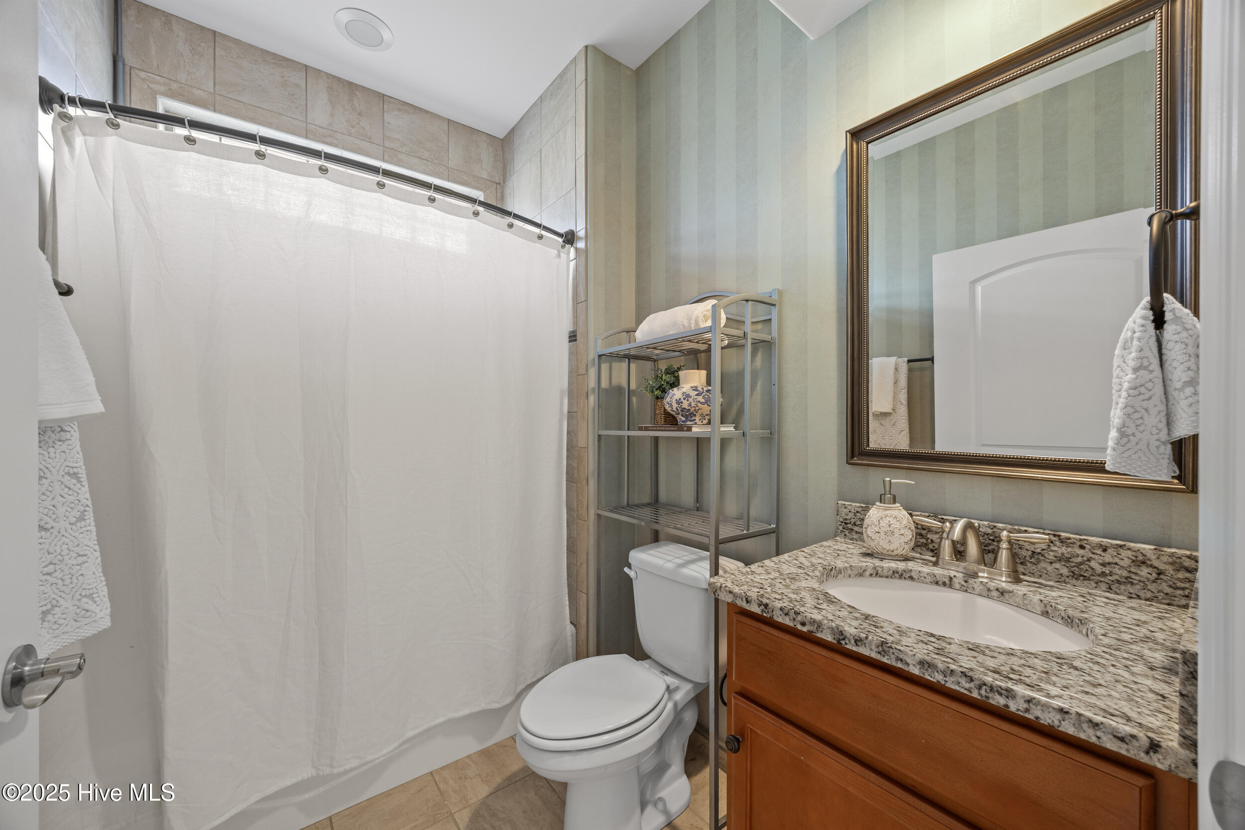 210 Camber Drive, Castle Hayne, NC 28429 – photo 15: 30_bathroom