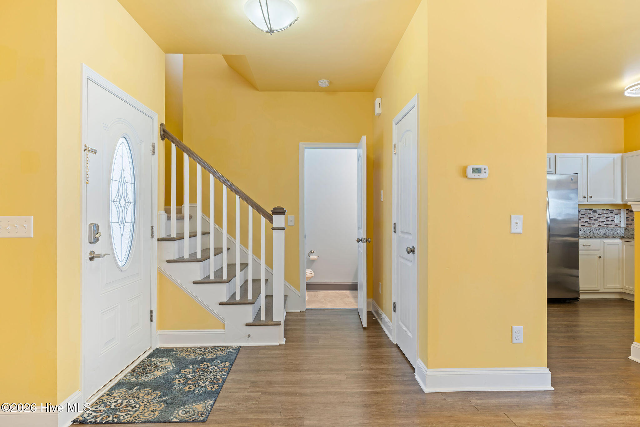 100548283 | Photo 12