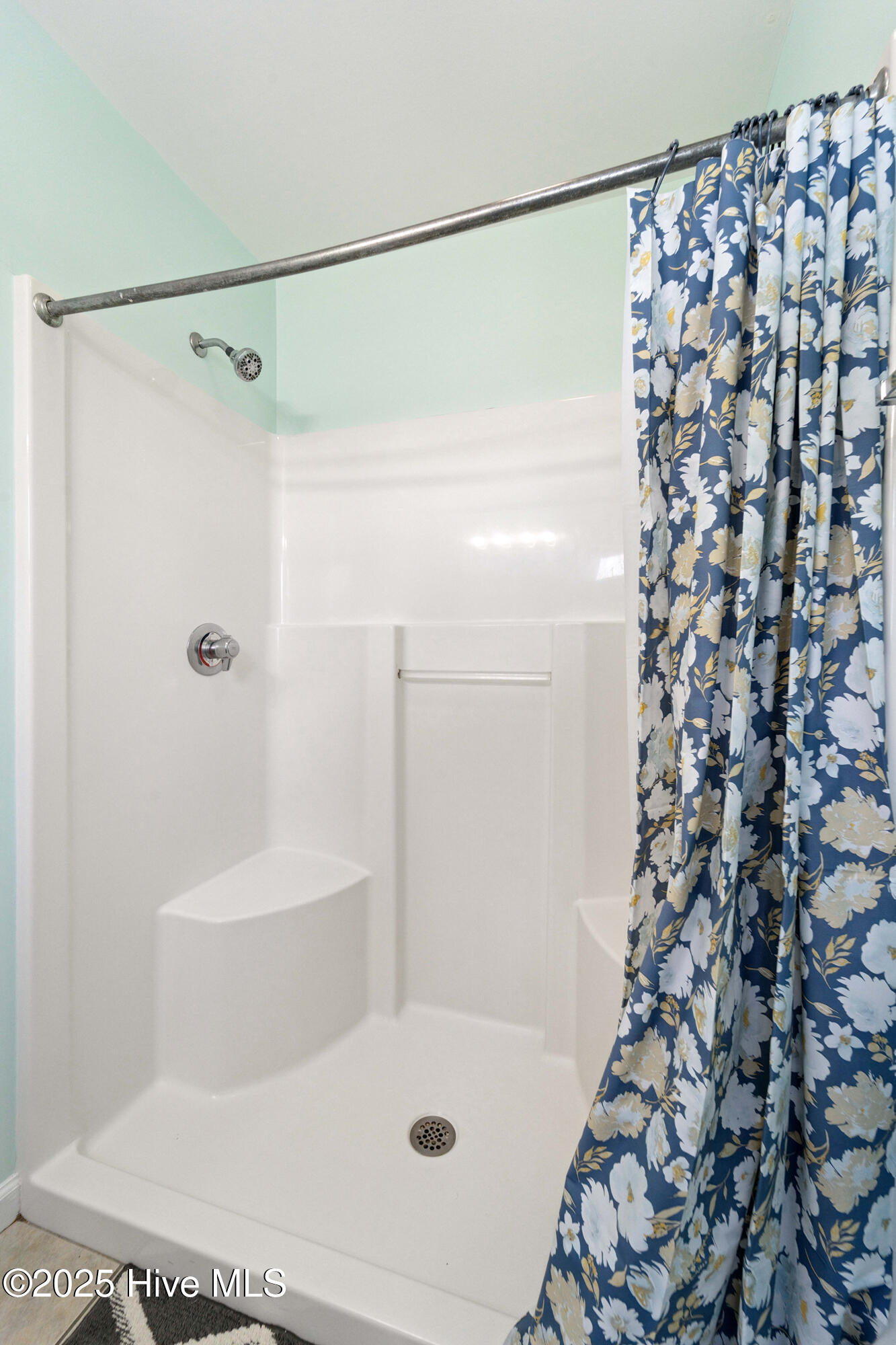 100533814 | Photo 40