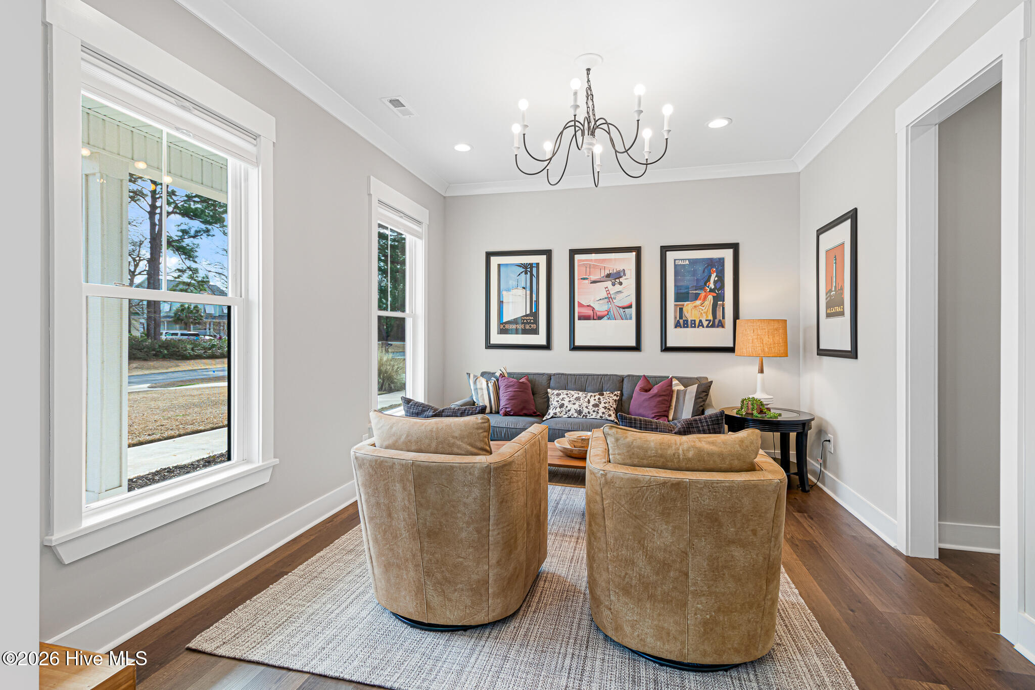 100556315 | Photo 18