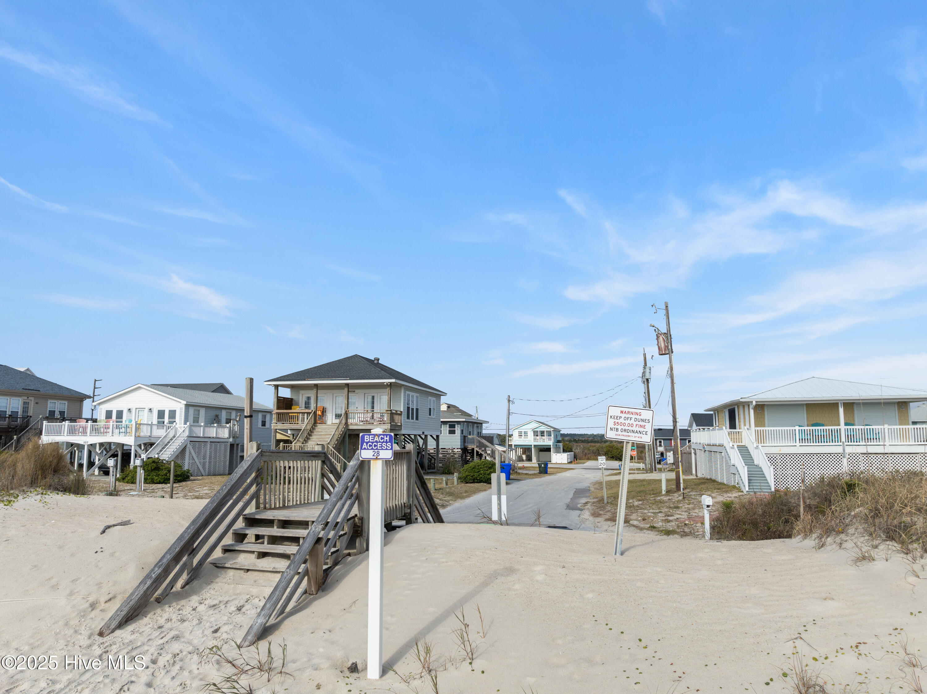 100544143 | Photo 47