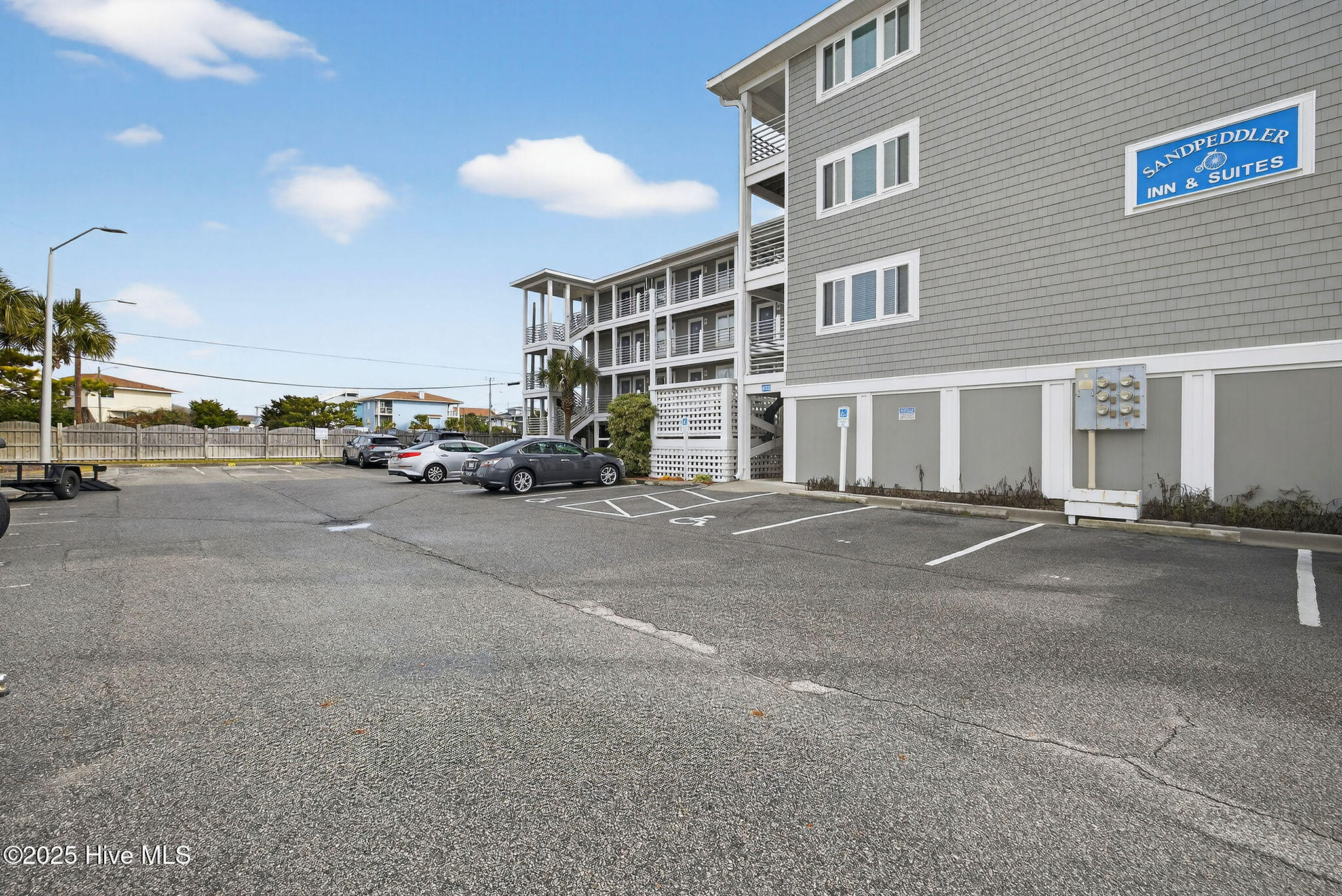 100545896 | Photo 31