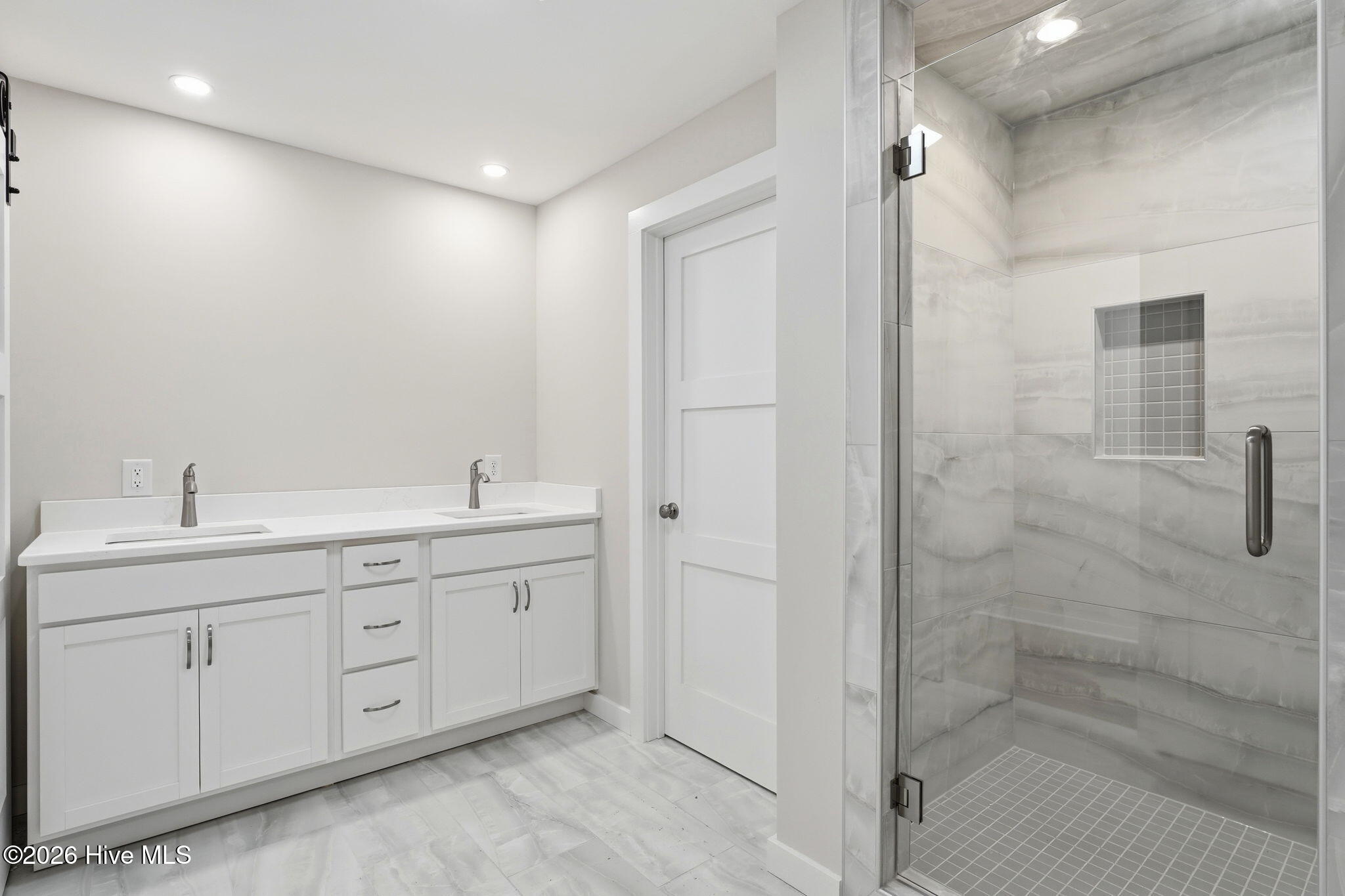 601 Bethesda Avenue