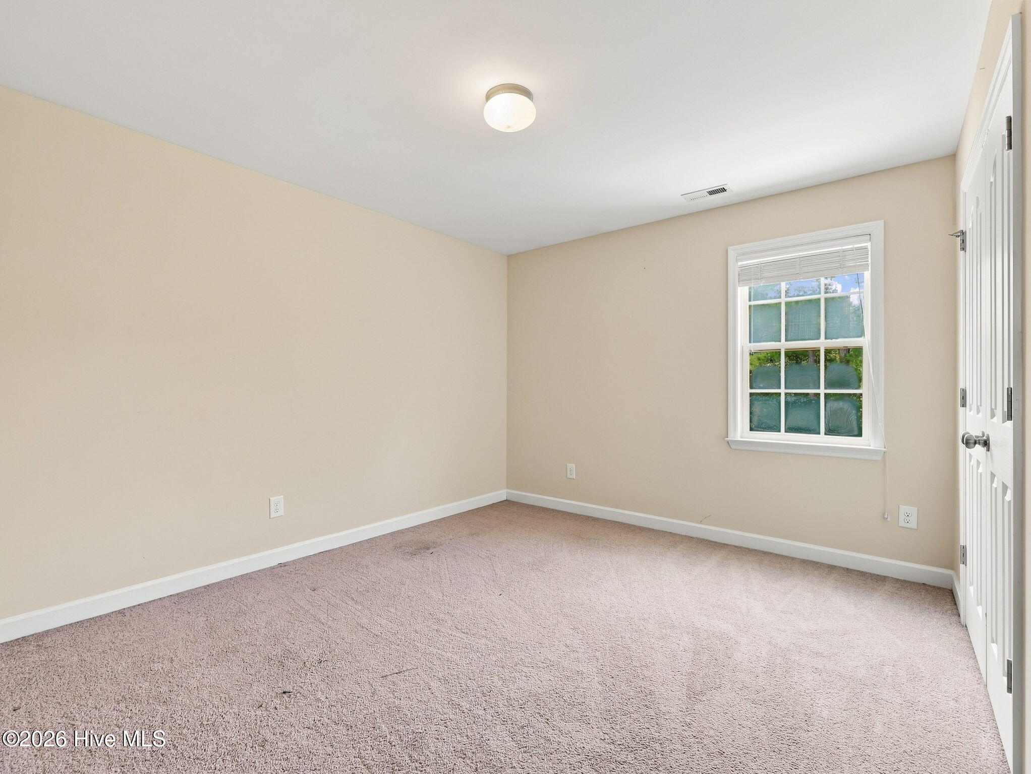 302 Squire Court,Maple Hill