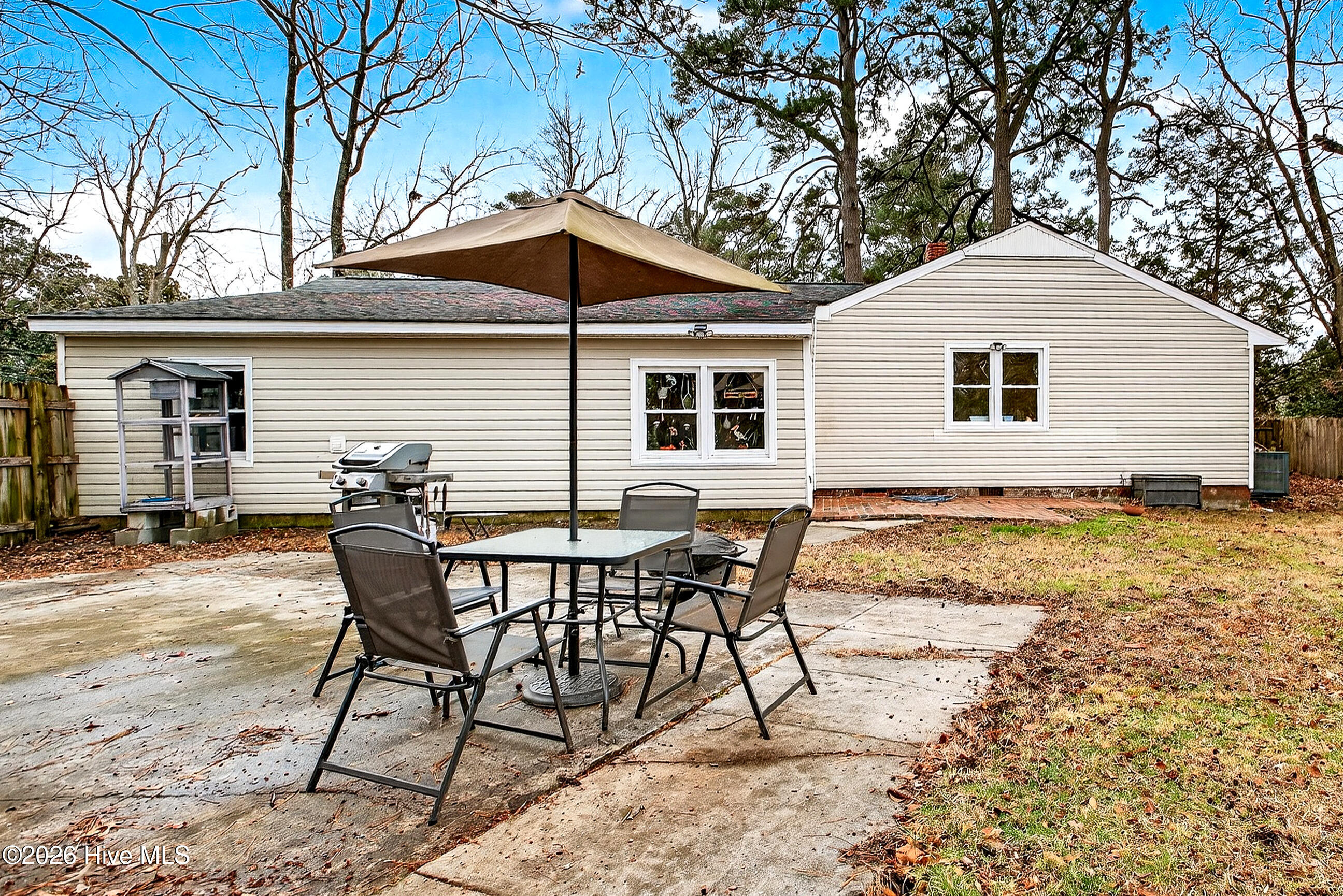 100552598 | Photo 36