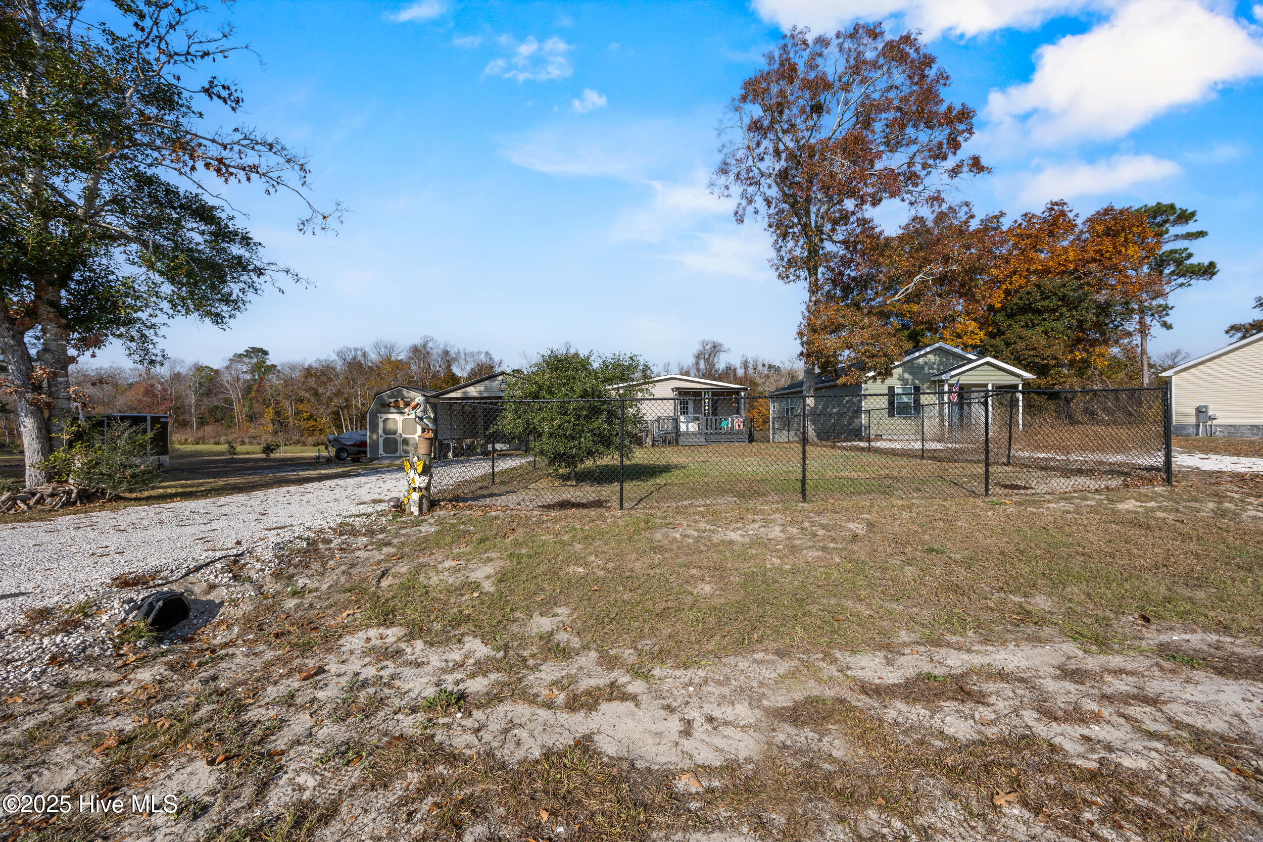 100542726 | Photo 41