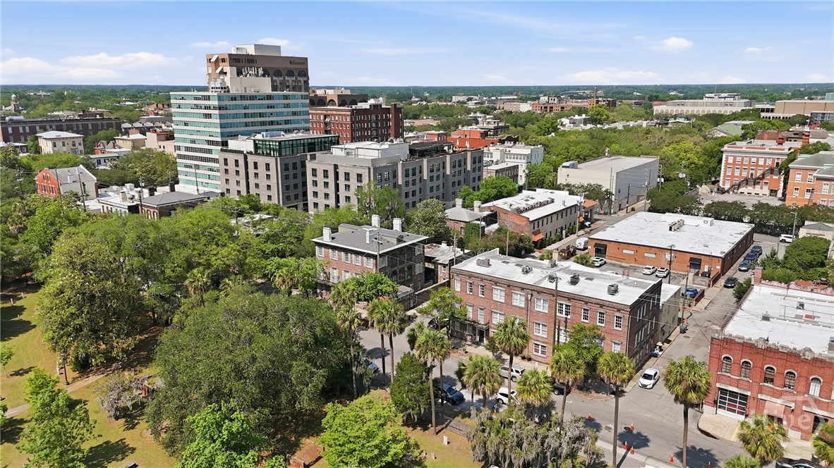 Homes for sale in Savannah, GA | 219 Abercorn St #F3, Savannah, GA 31401 | MLS# SA355990