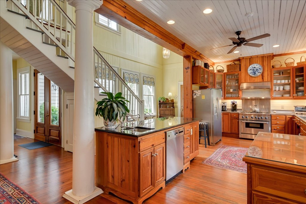 2229 Walton Way, Augusta, GA 30904 Listing Photo  15