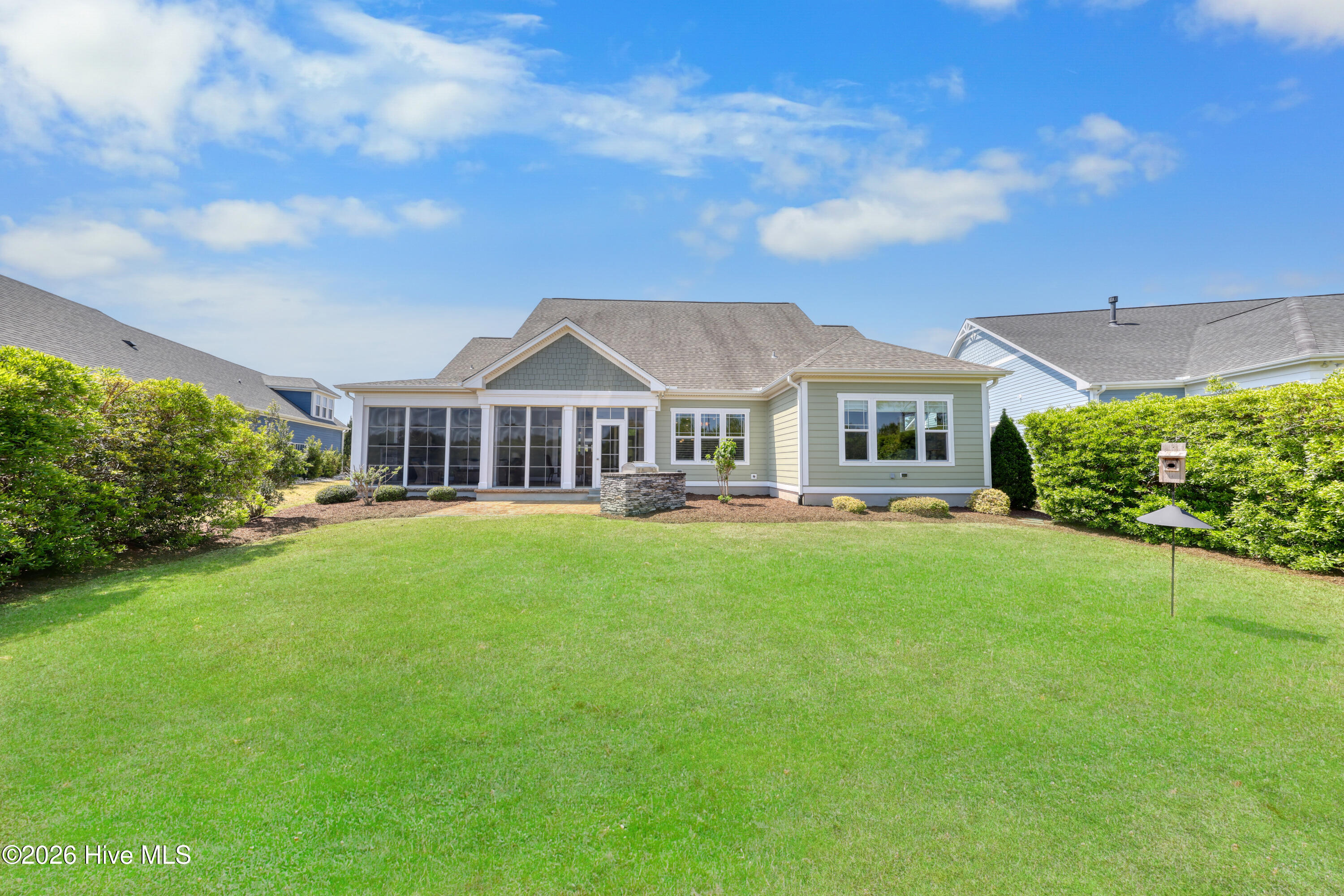 100569596 | Photo 42