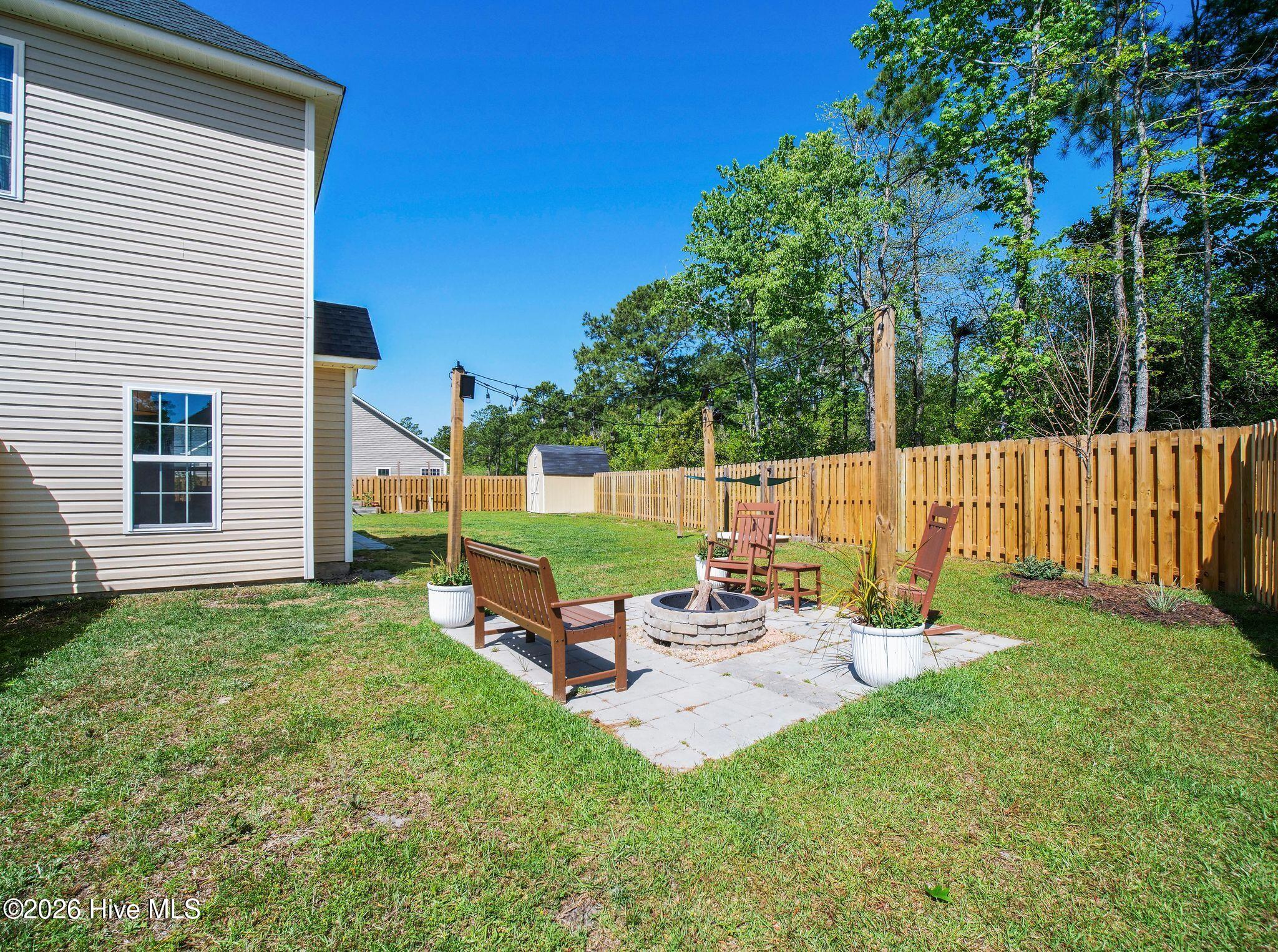 100569153 | Photo 50