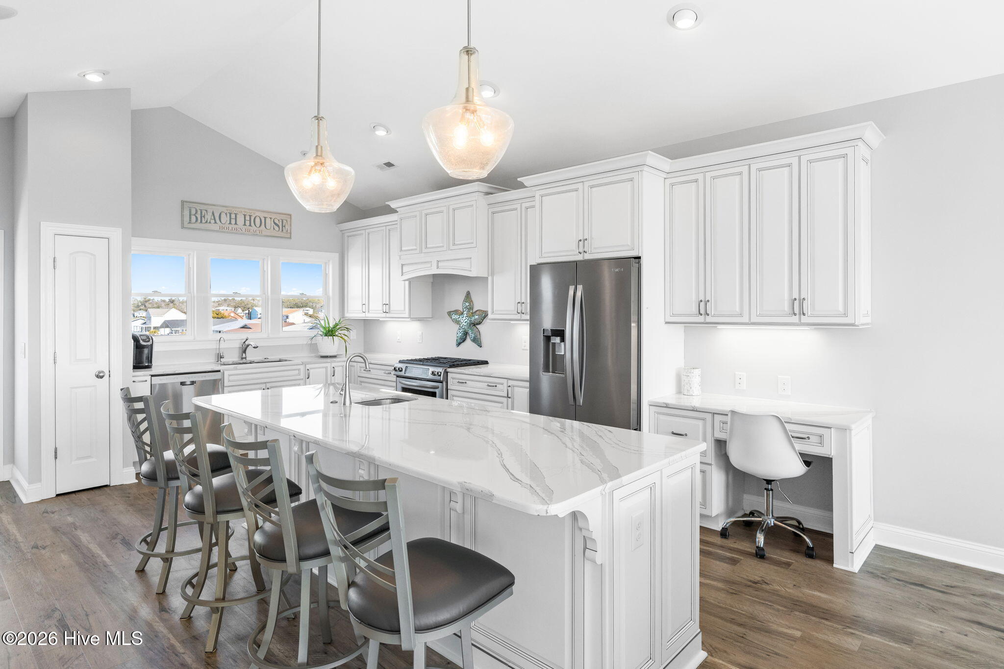 100555015 | Photo 12