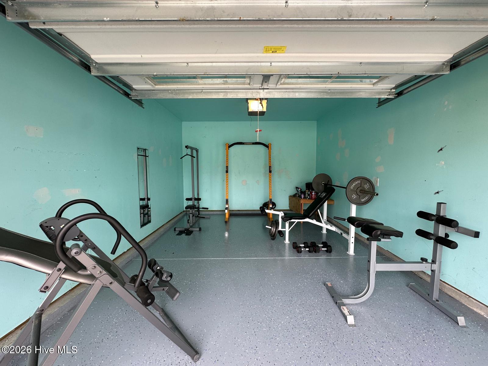 100562317 | Photo 11