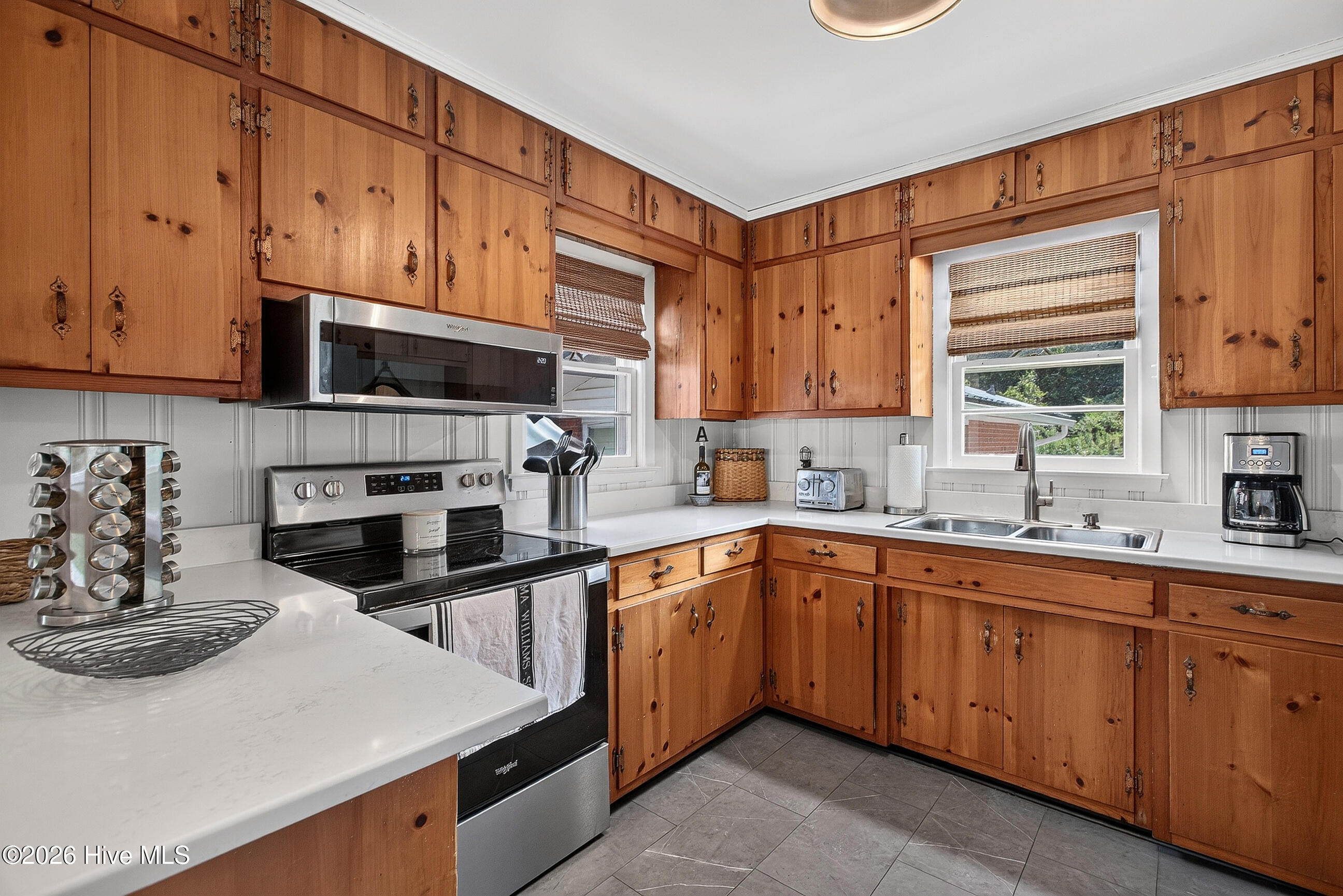 112 Barbara Avenue,Midway Park