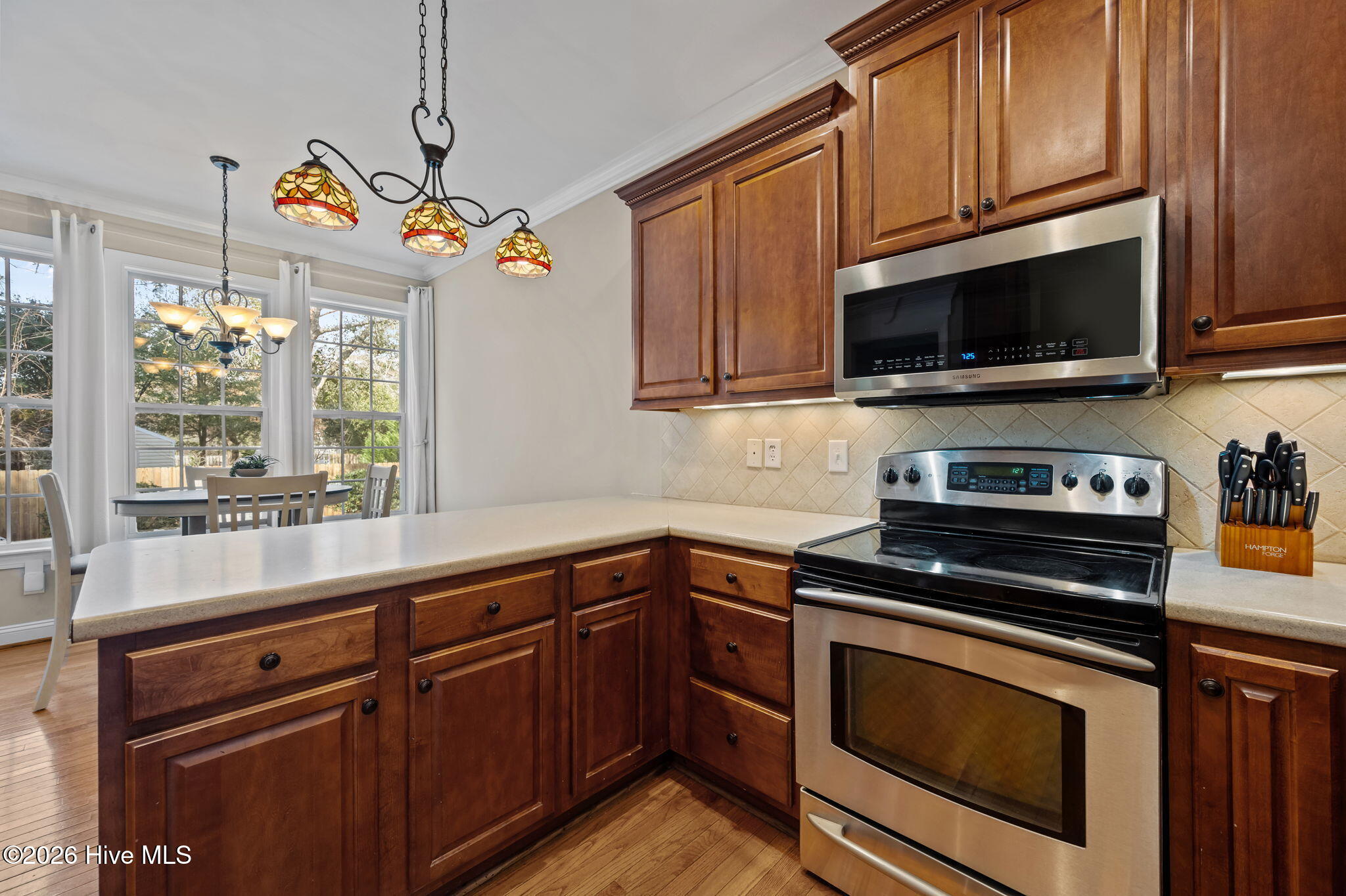 100552888 | Photo 12