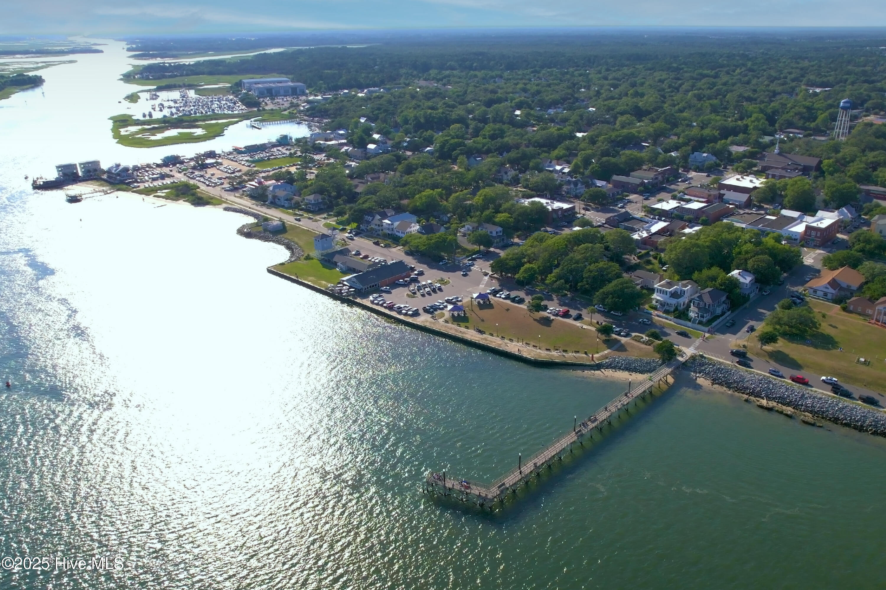 100552059 | Photo 61