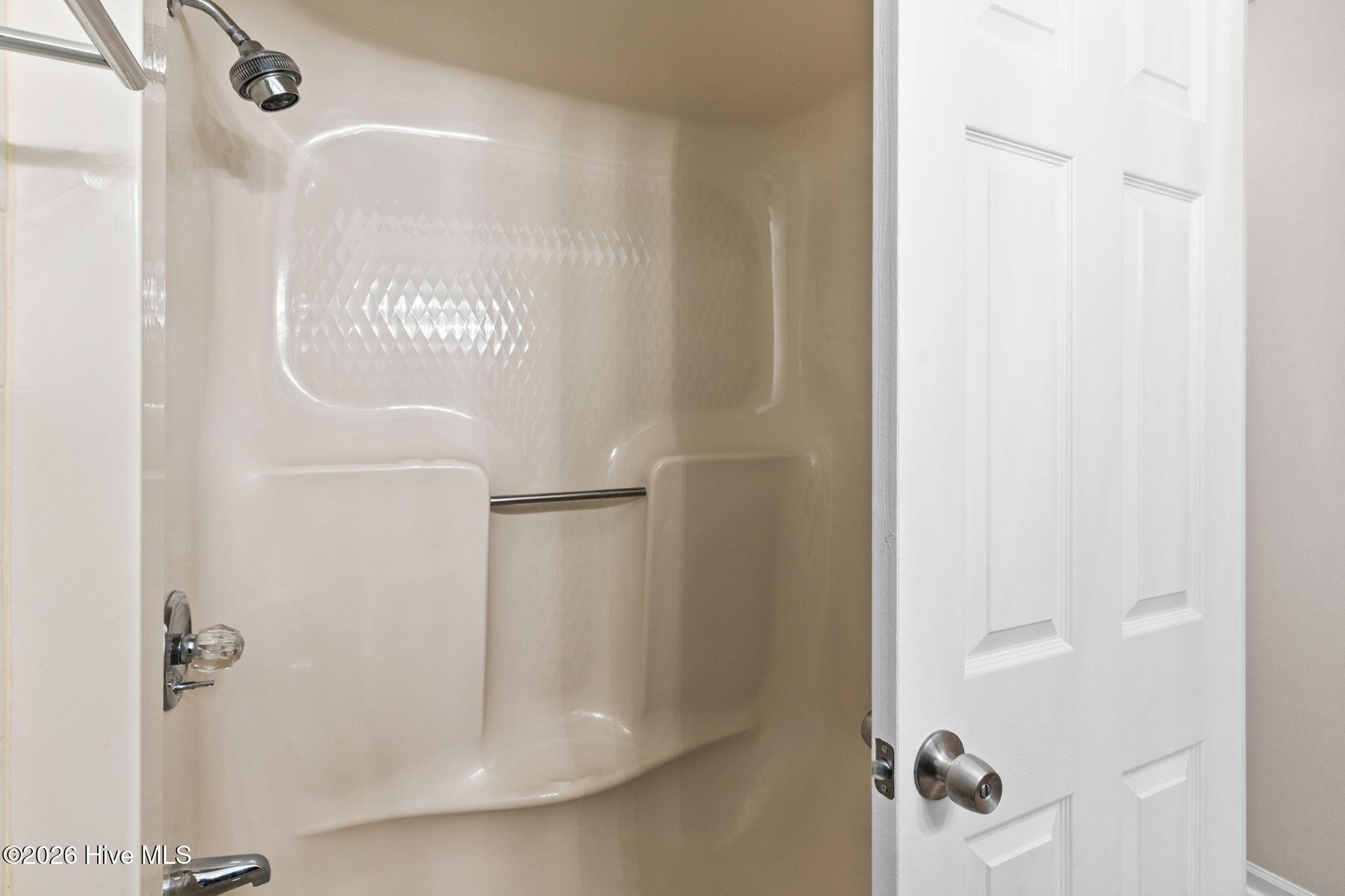 100547566 | Photo 28