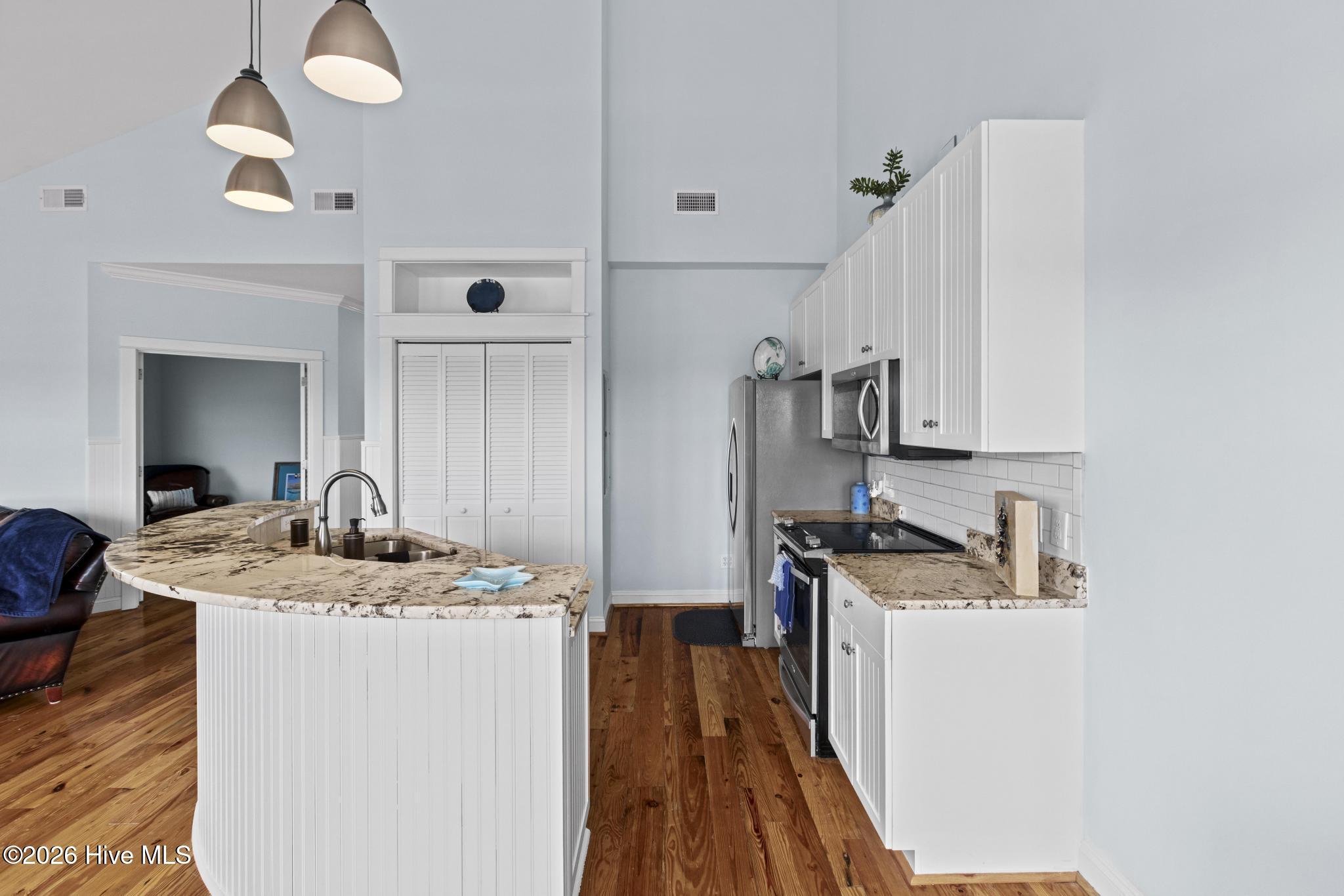 112 Oakleaf Drive 1003-A,Pine Knoll Shores