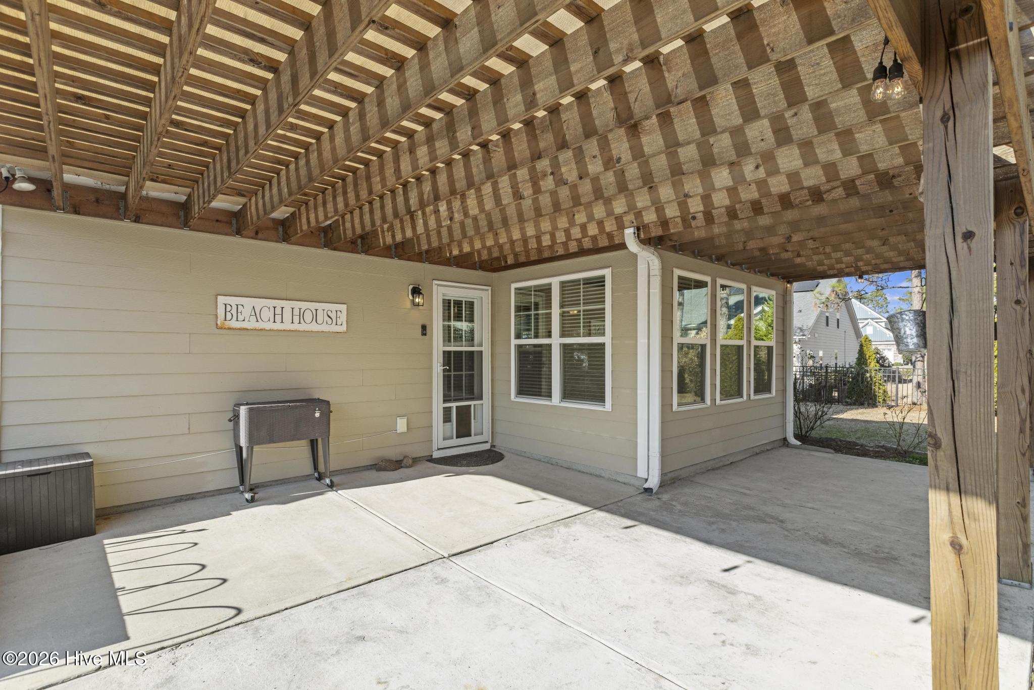 100554493 | Photo 48