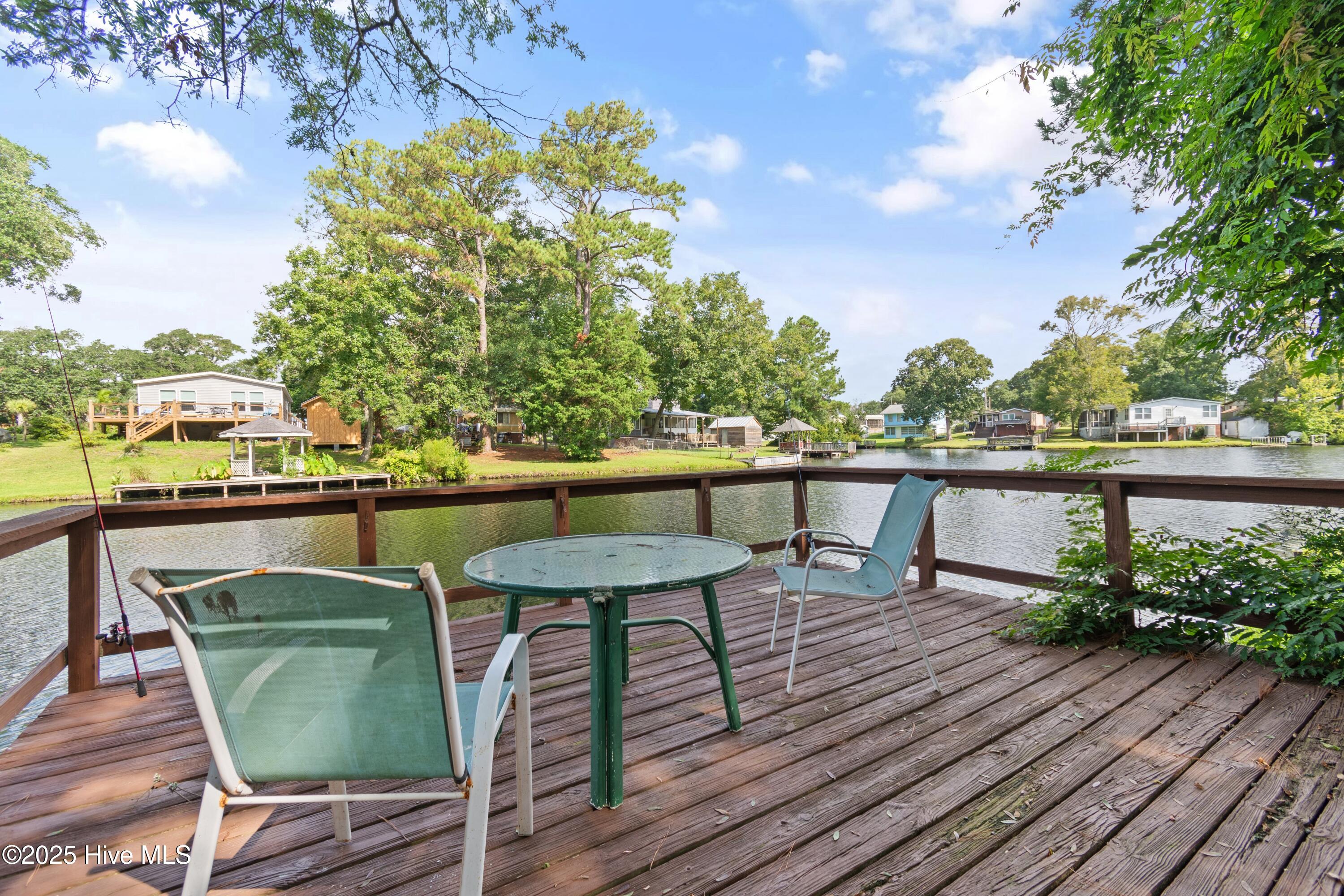 100525388 | Photo 22