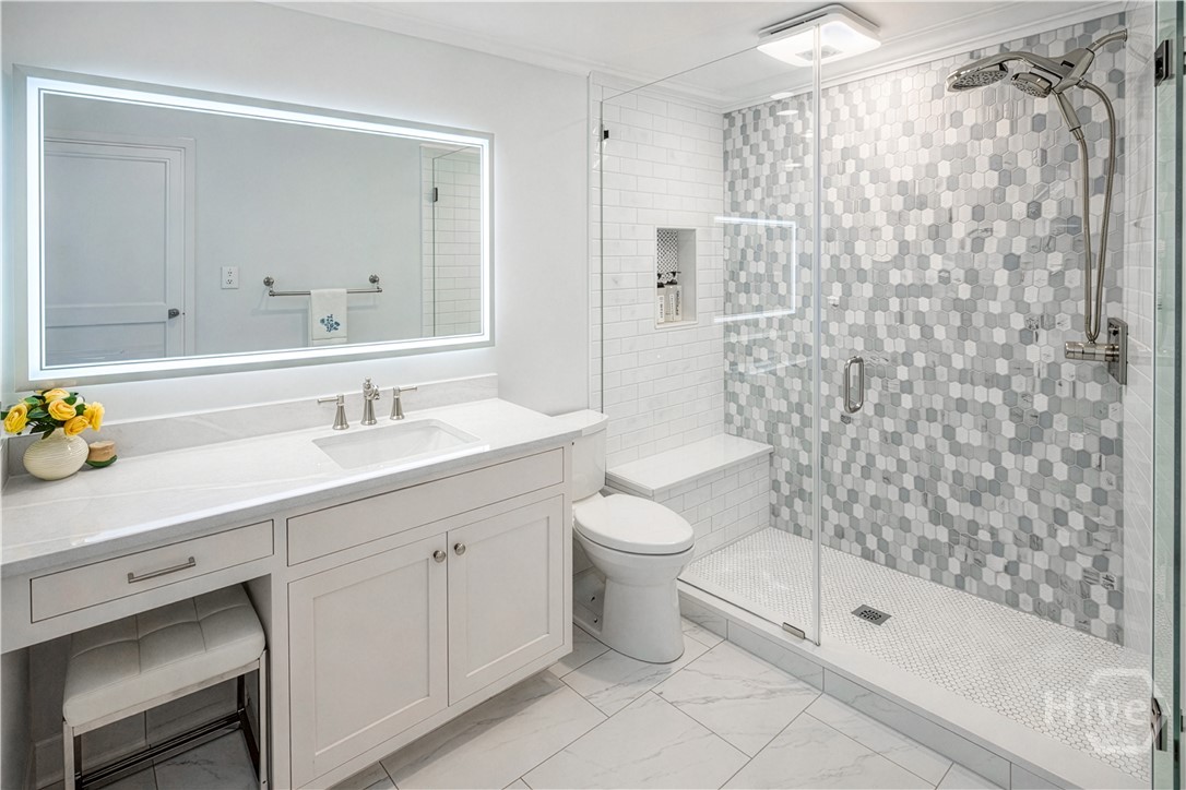 Primary ensuite bathroom