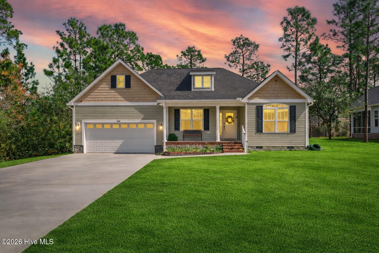 100561727 | Photo 55