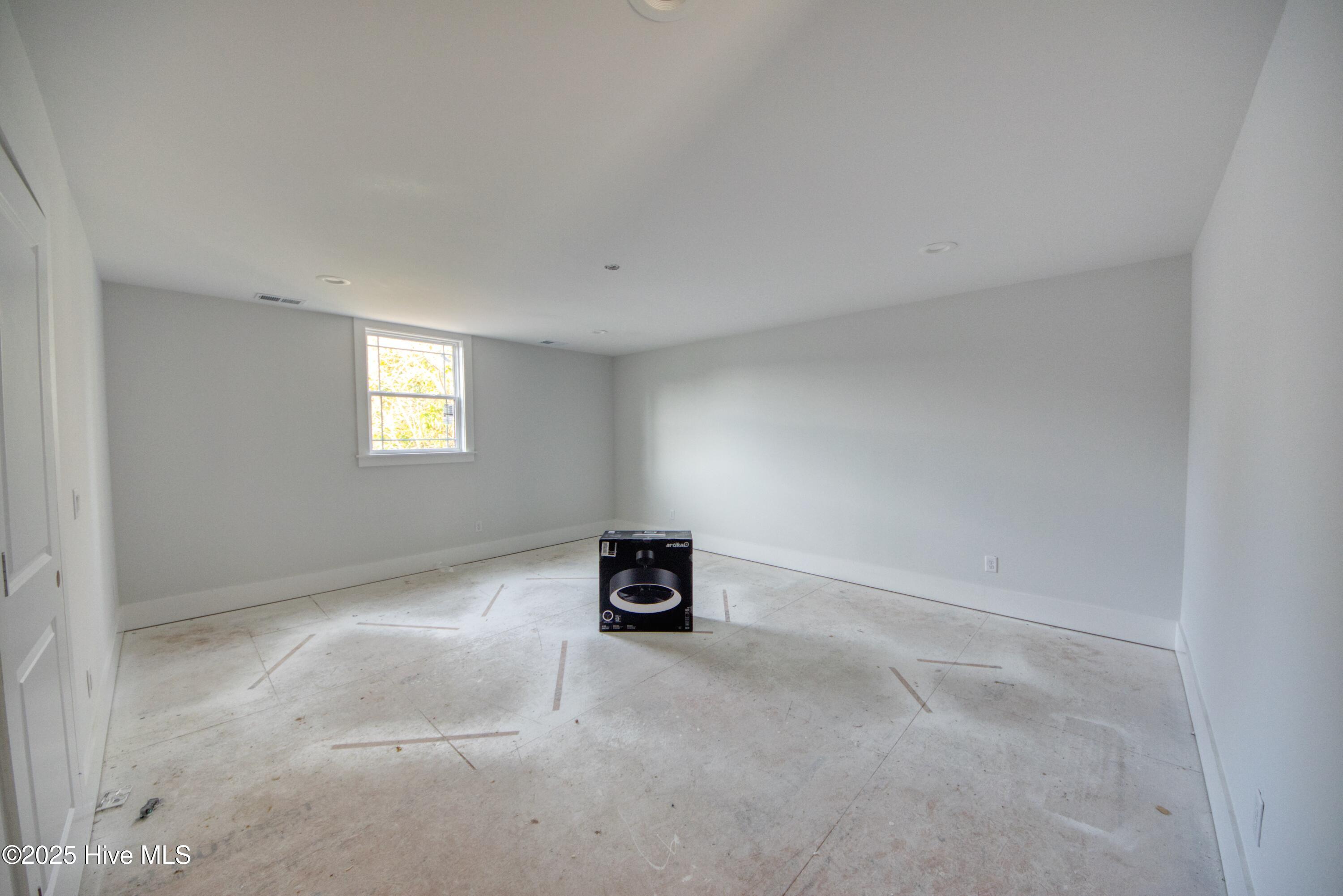 100539282 | Photo 20