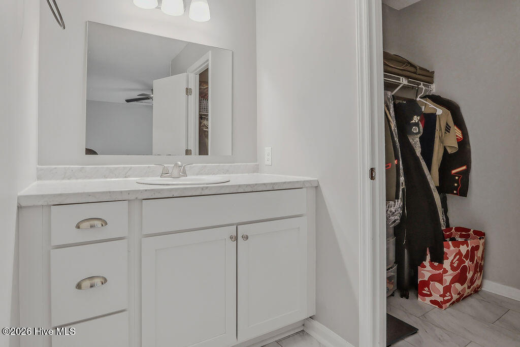 2038 Hunters Ridge Drive,Midway Park