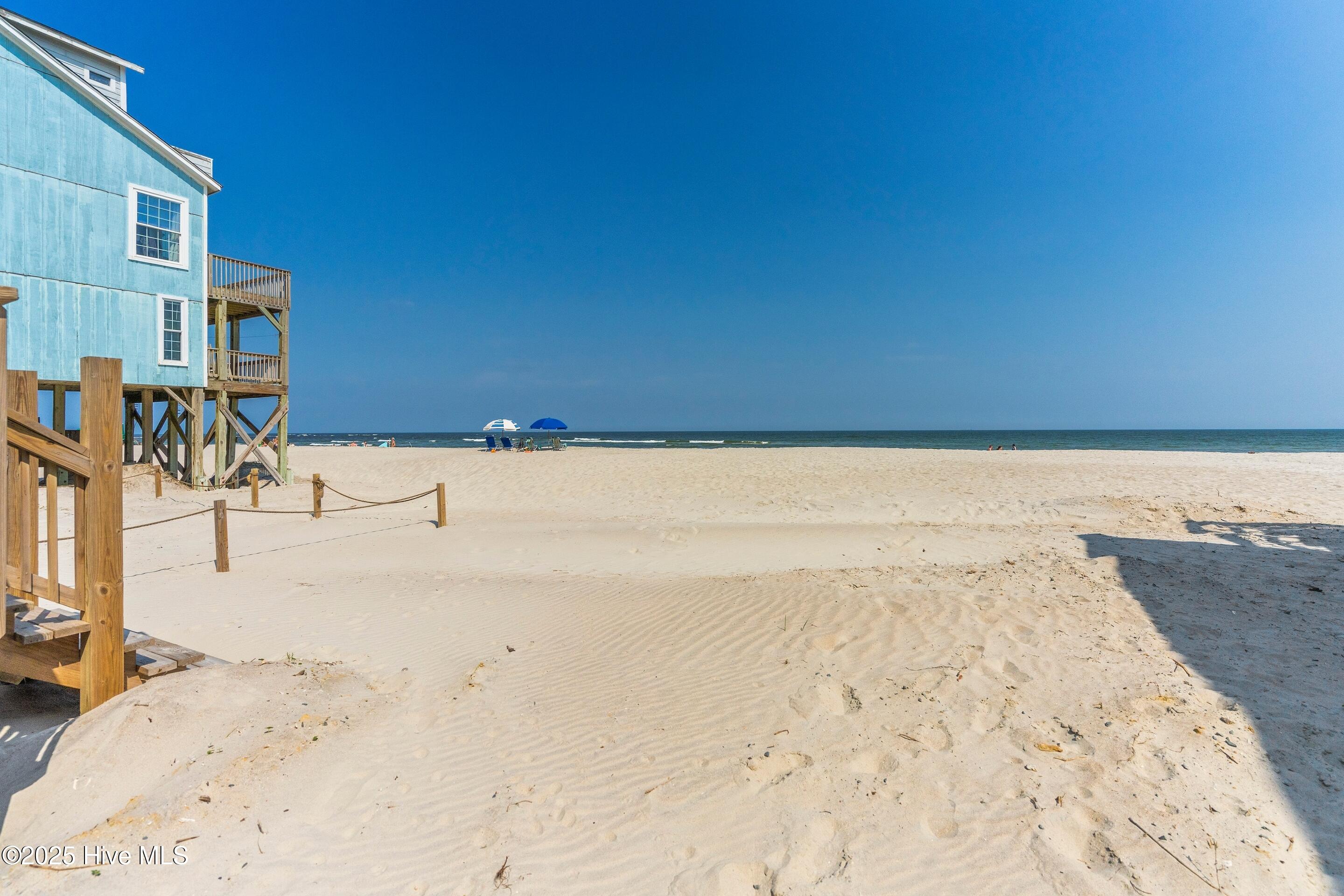 100514835 | Photo 61