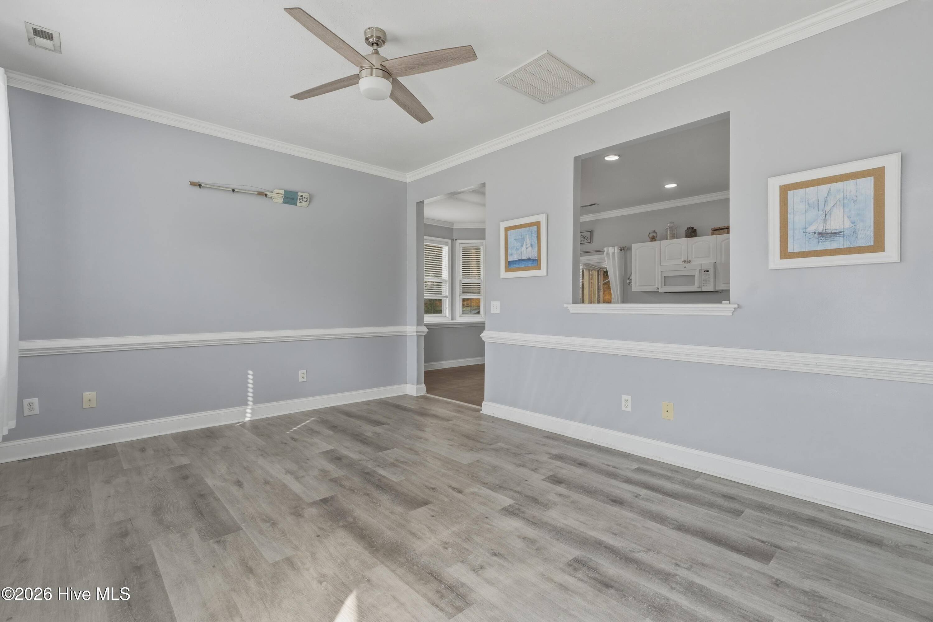 100546381 | Photo 59