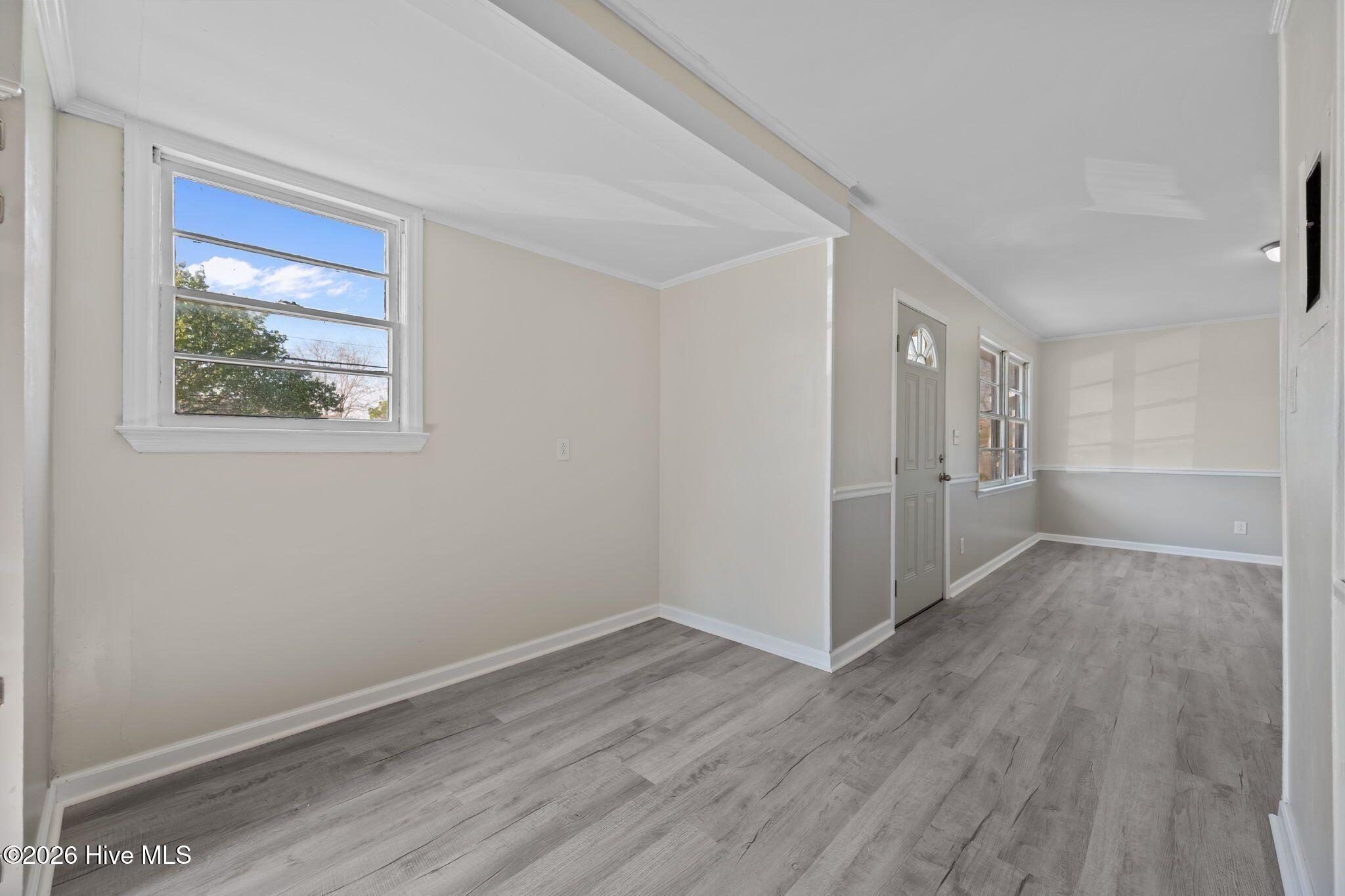 100562328 | Photo 47